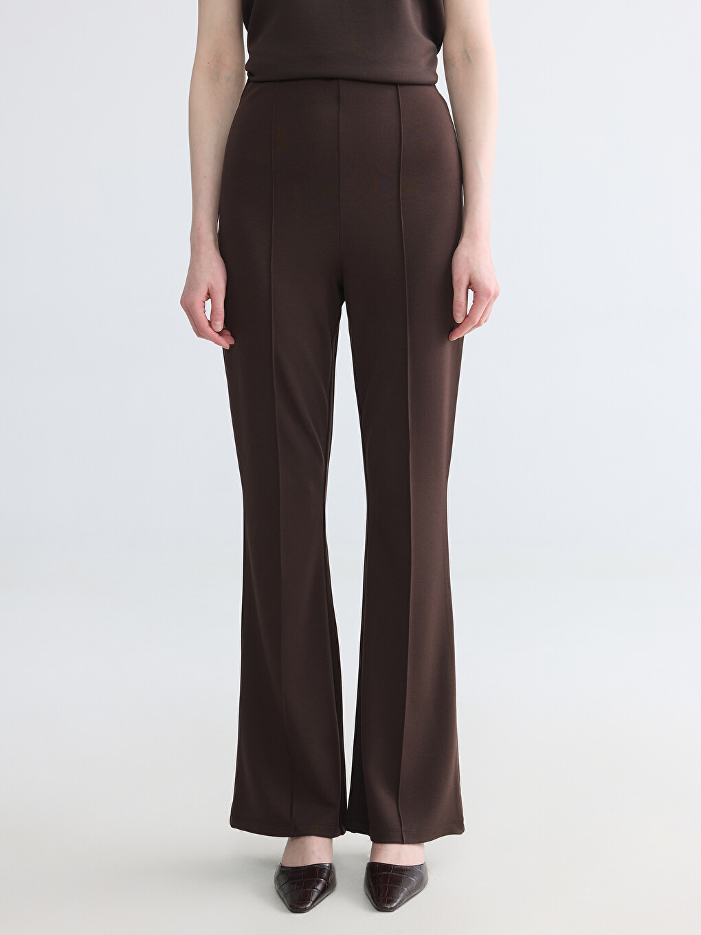 Woman Brown Trousers-1