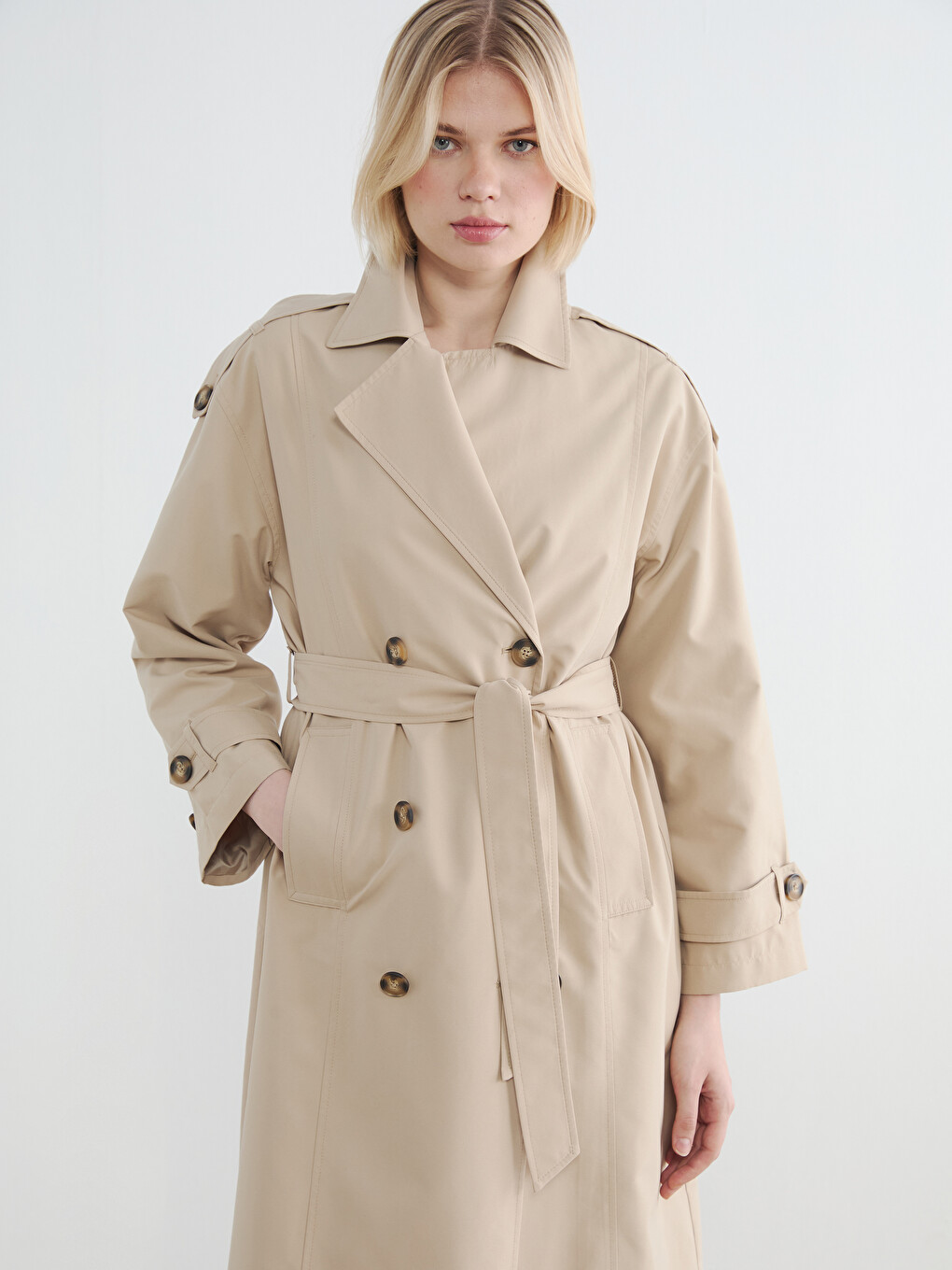 Double-breasted Sash Women's Trenchcoat-1