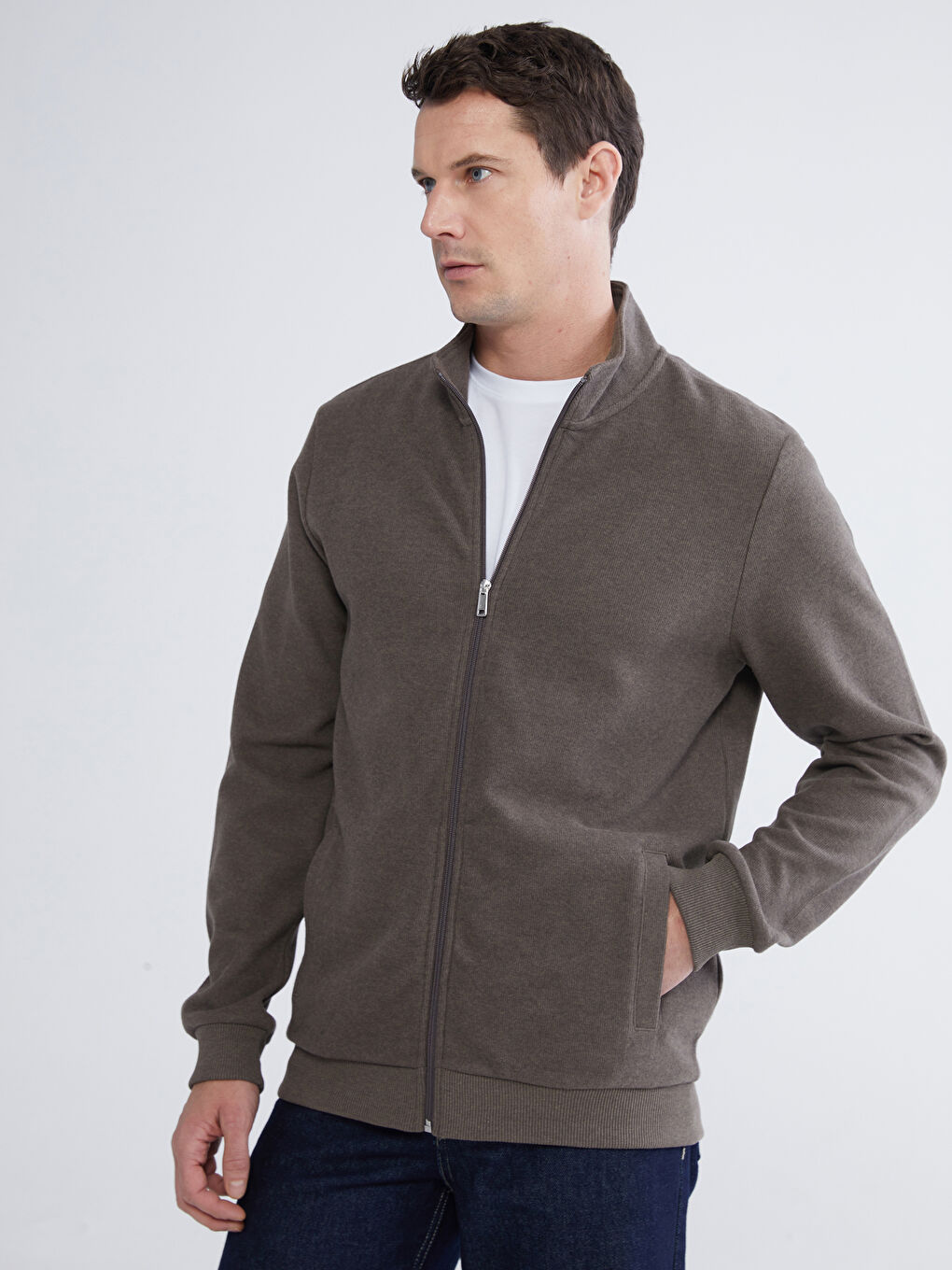 كنزة بسحاب بيج رجل