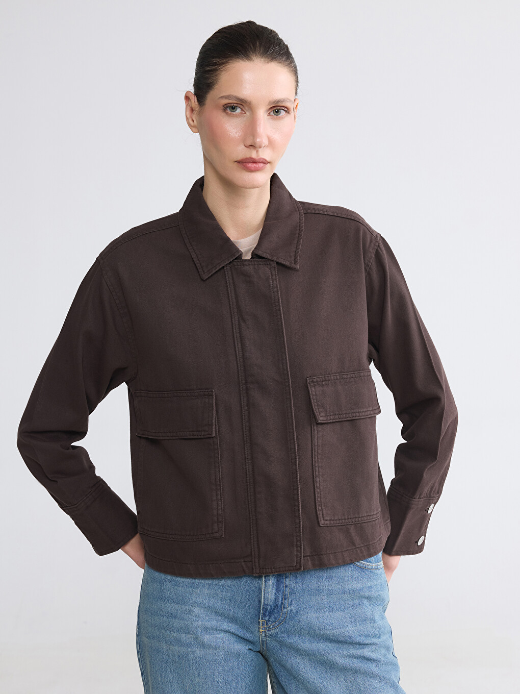 Shirt Collar Flap Pocketed Women's Jean Jacket