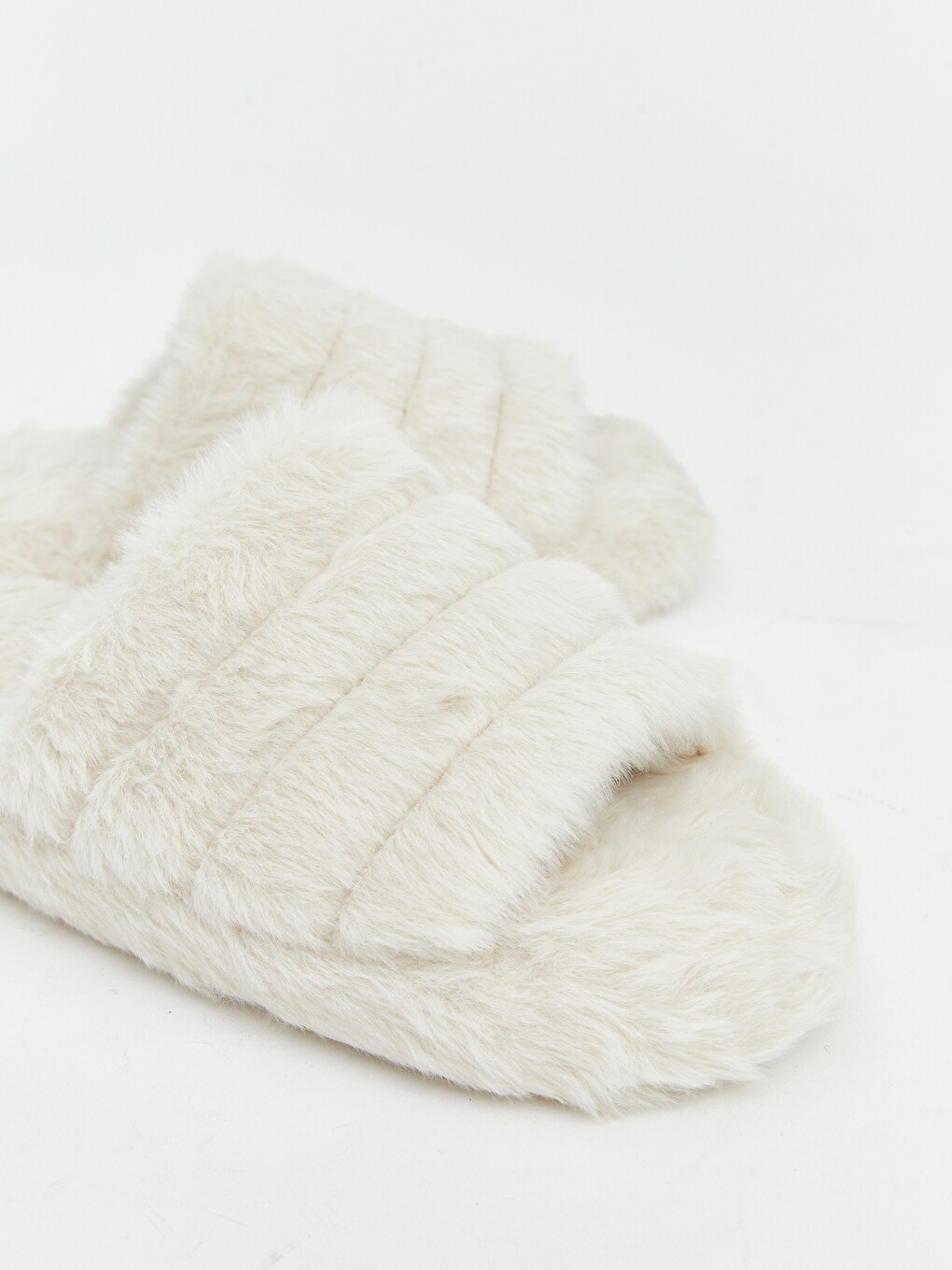 Woman White Home Slippers-3