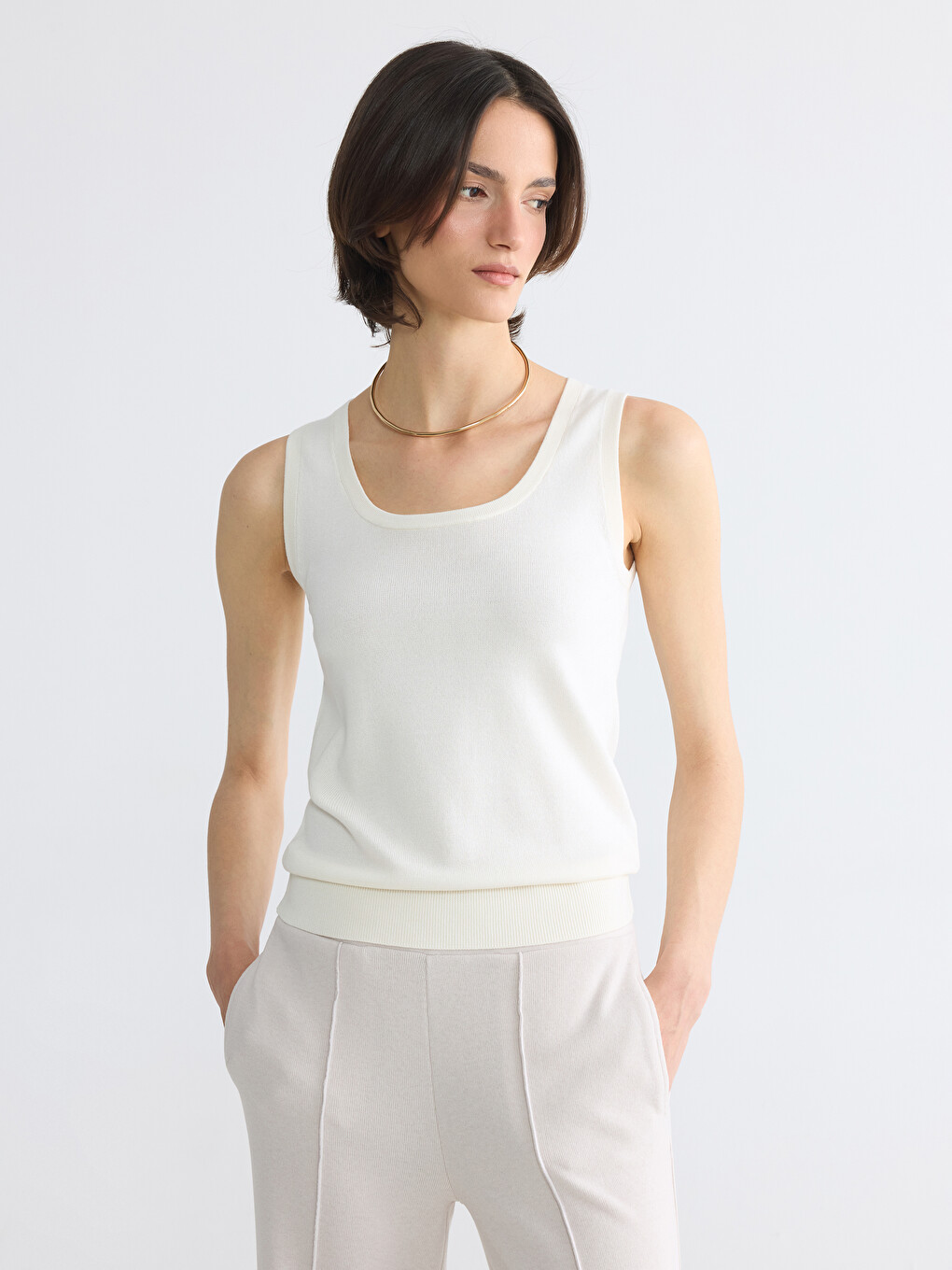 U Neck Women's Knitwear Tank Top