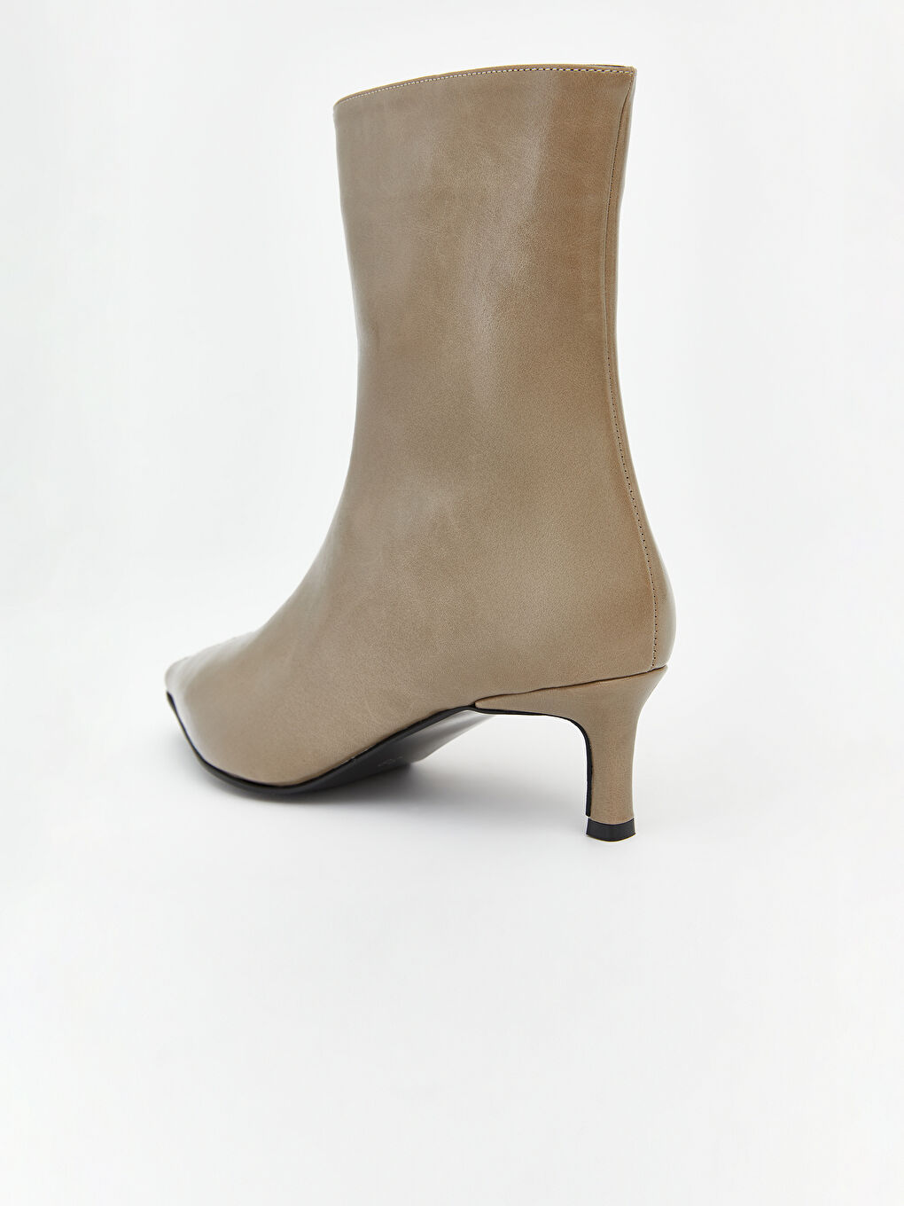 Bej Deri Görünümlü Kadın Topuklu Ayakkabı-5