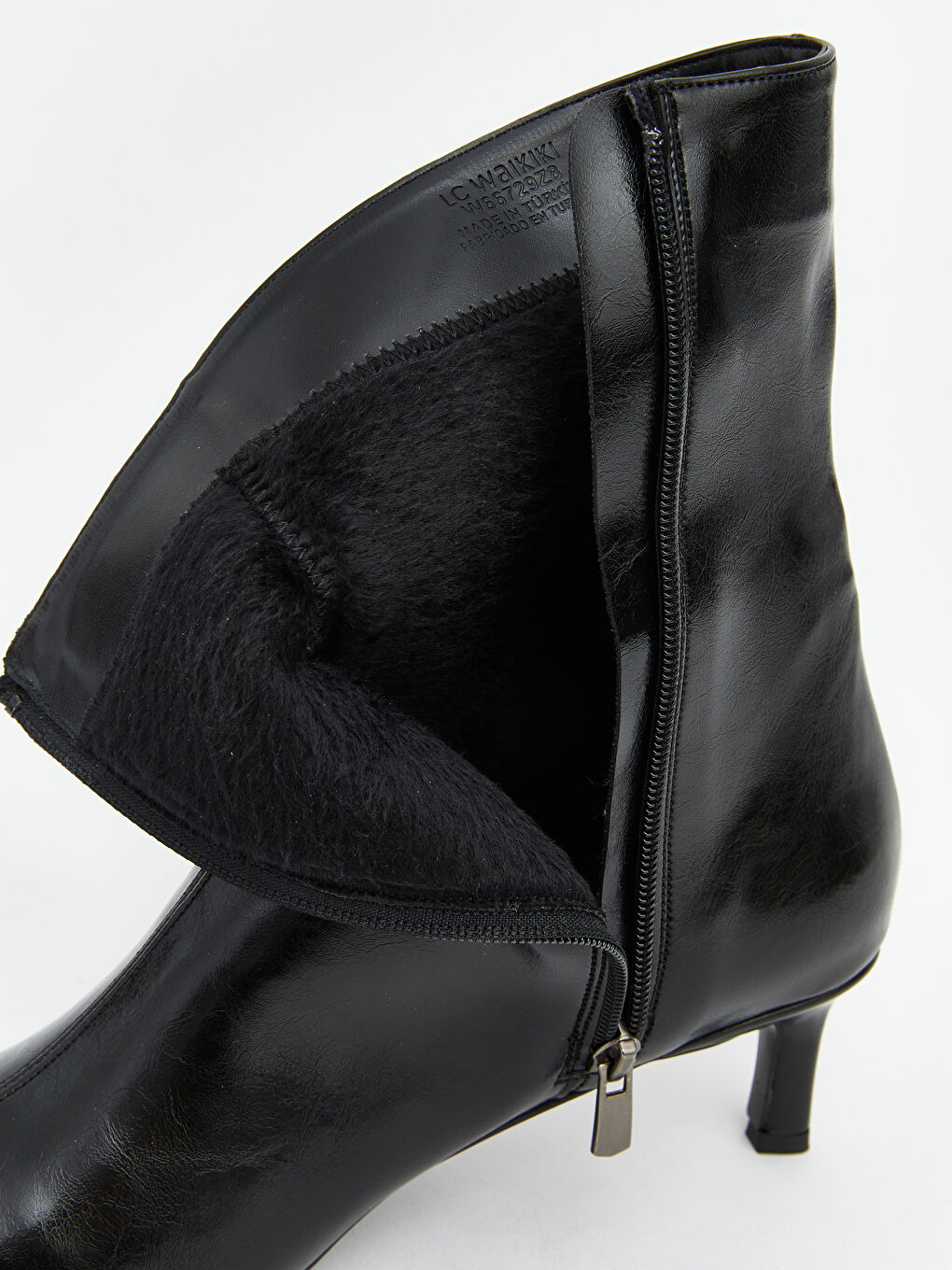 Siyah Deri Görünümlü Kadın Topuklu Ayakkabı-6