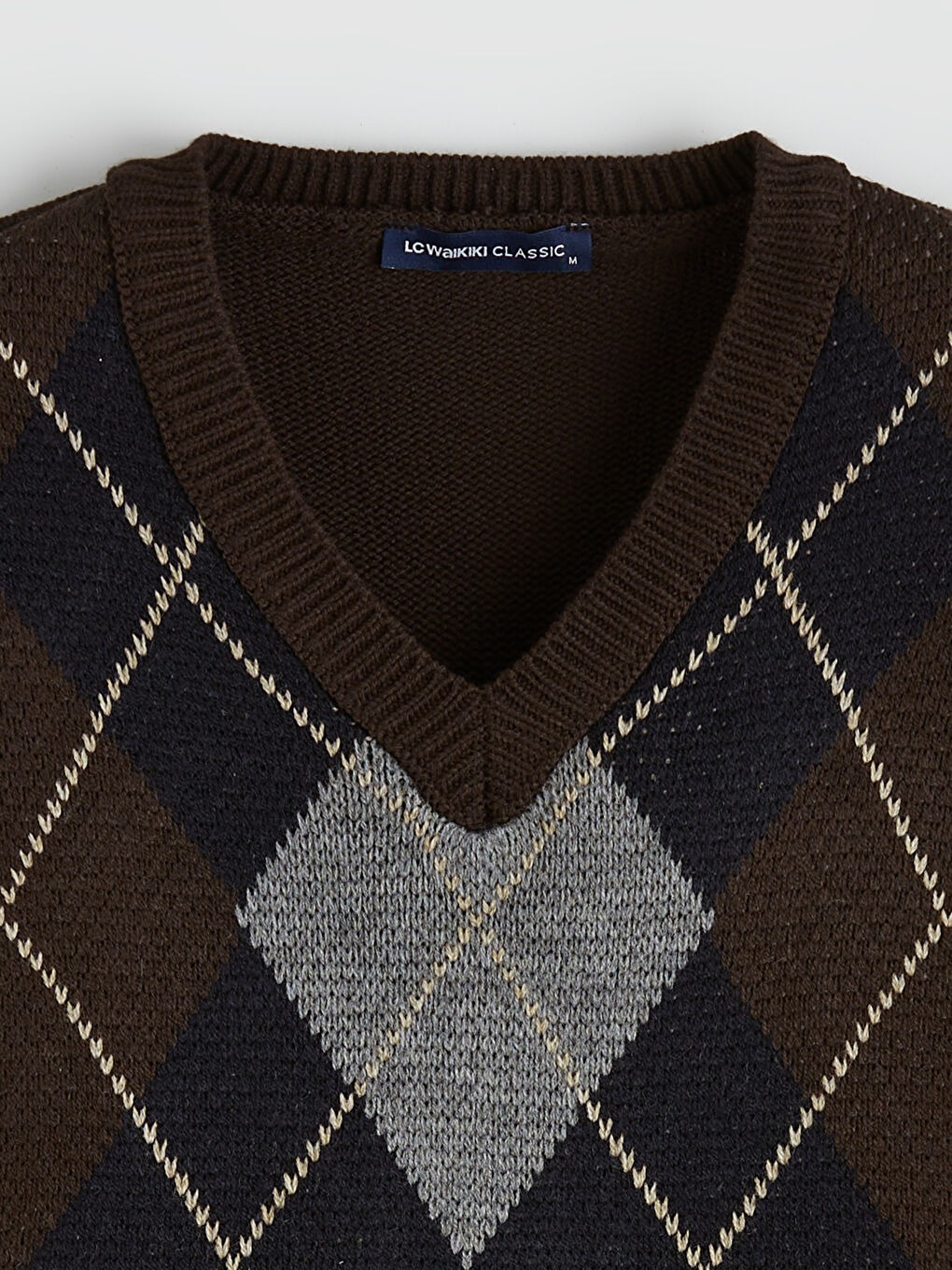 Kahverengi V Yaka Baklava Desenli Erkek Triko Kazak-5