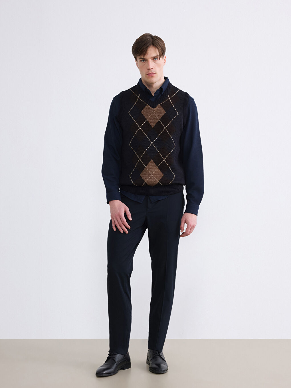 Lacivert V Yaka Baklava Desenli Erkek Triko Kazak-1