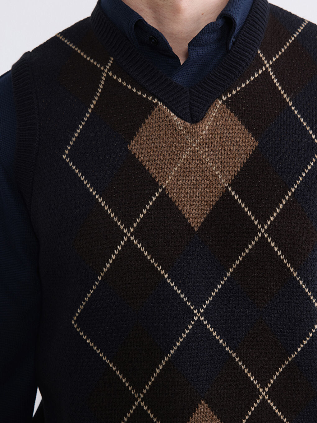 Lacivert V Yaka Baklava Desenli Erkek Triko Kazak-2