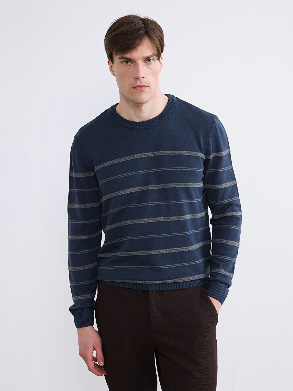 İndigo Bisiklet Yaka Çizgili Erkek Triko Kazak