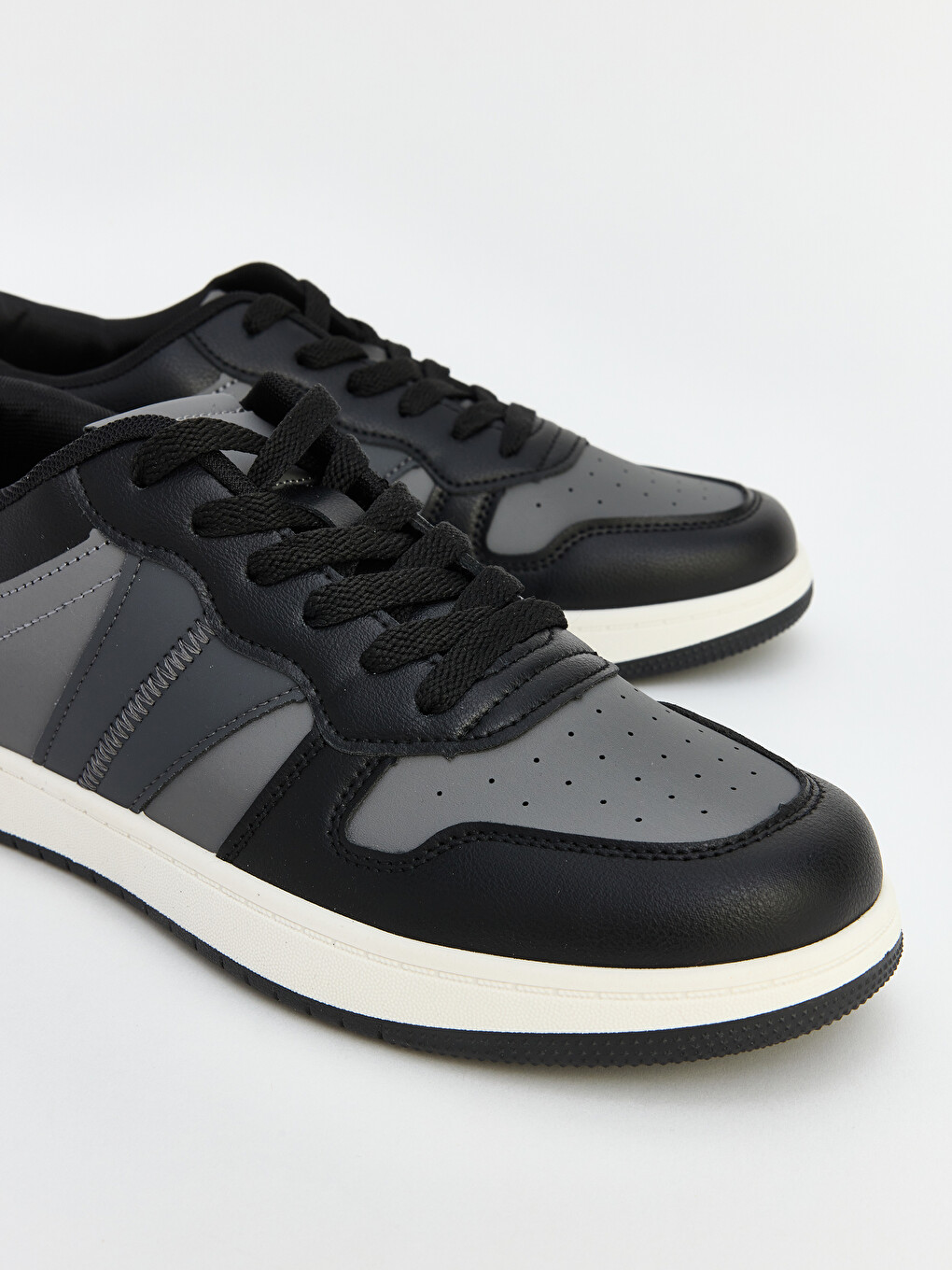Faux Leather Men's Sneakers-2
