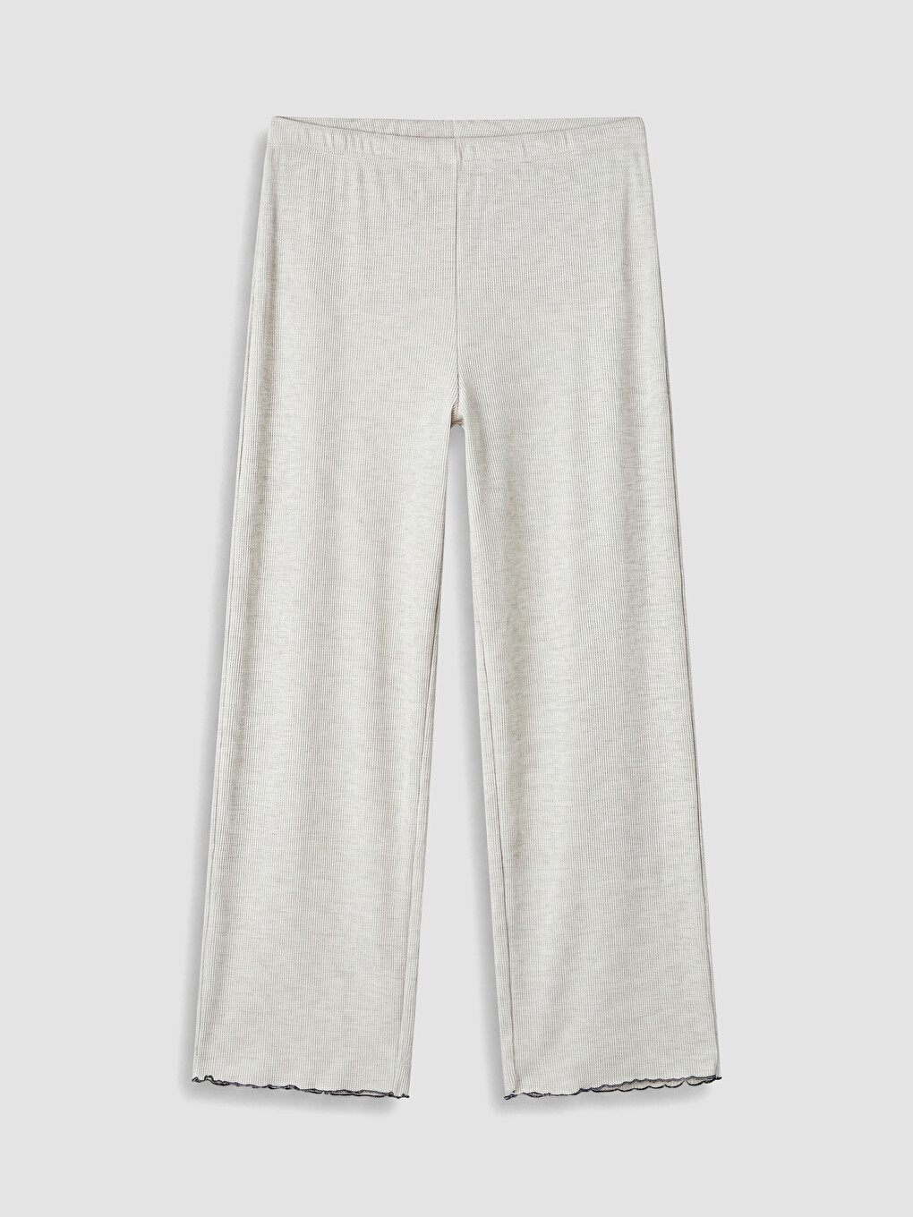 Bej V Yaka Nakışlı Kadın Pijama Takımı-4