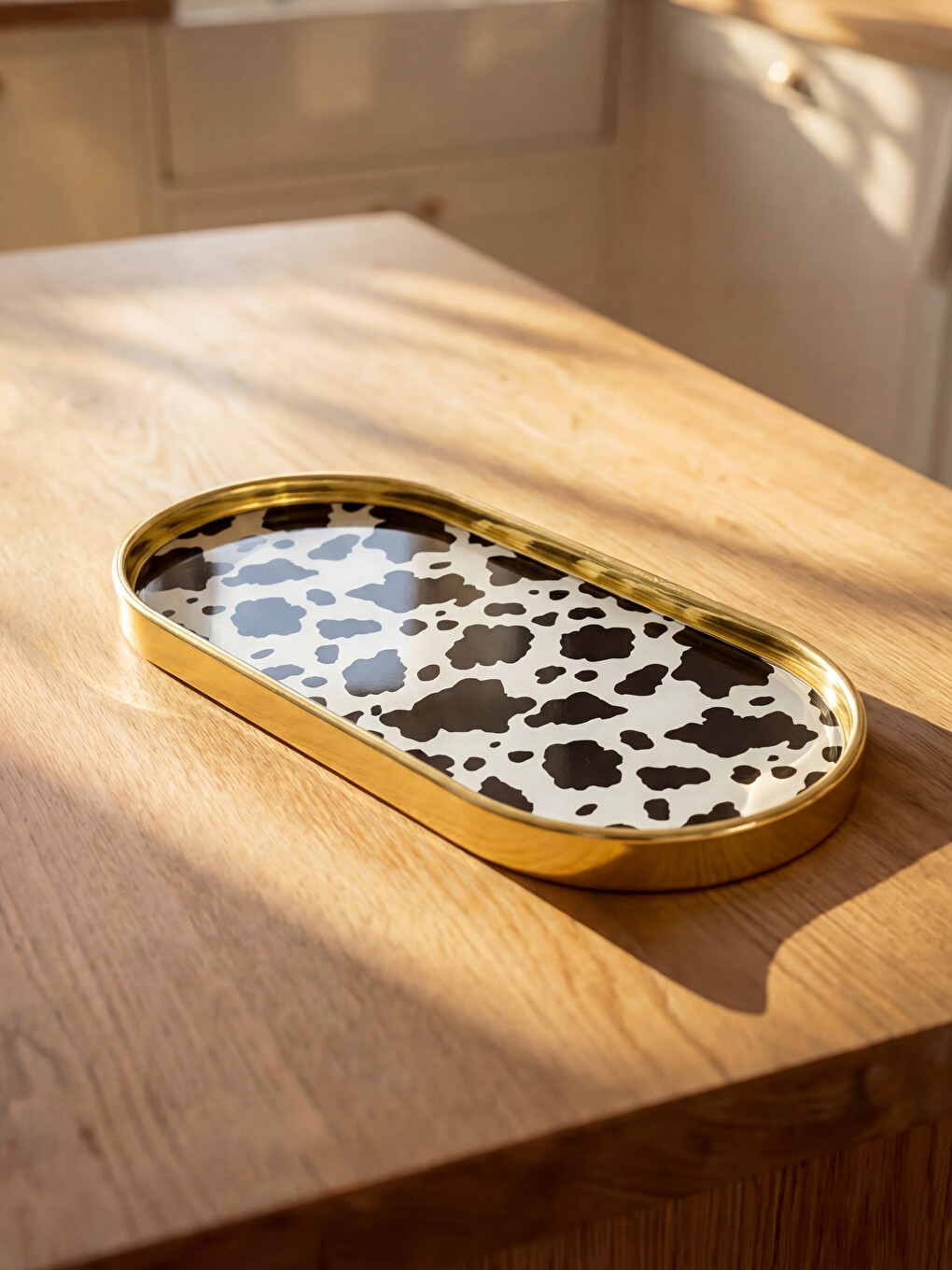 Spot Patterned Serving Tray