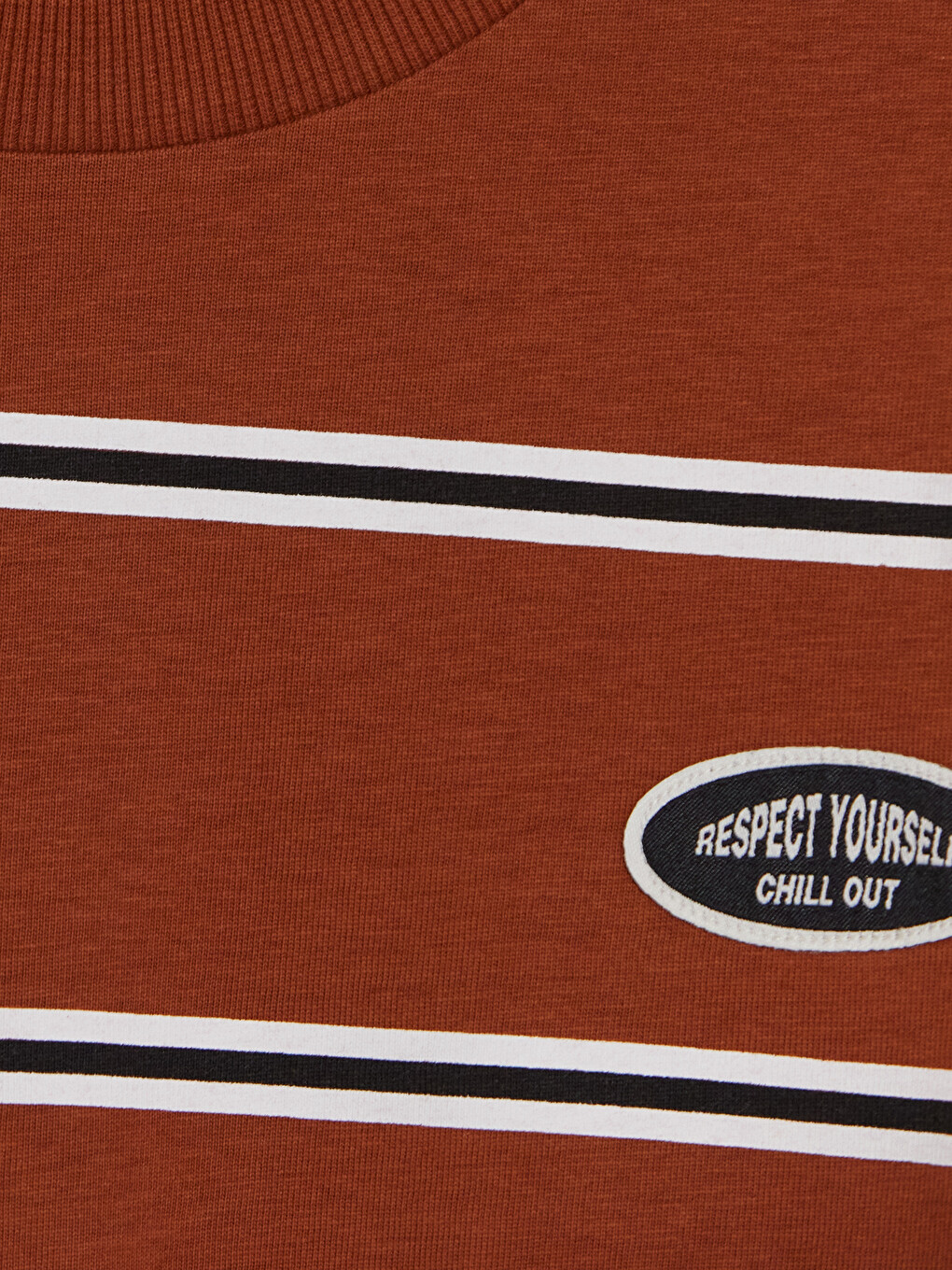 T-shirt Mit Rundhalsausschnitt Und Streifen Für Jungen-1