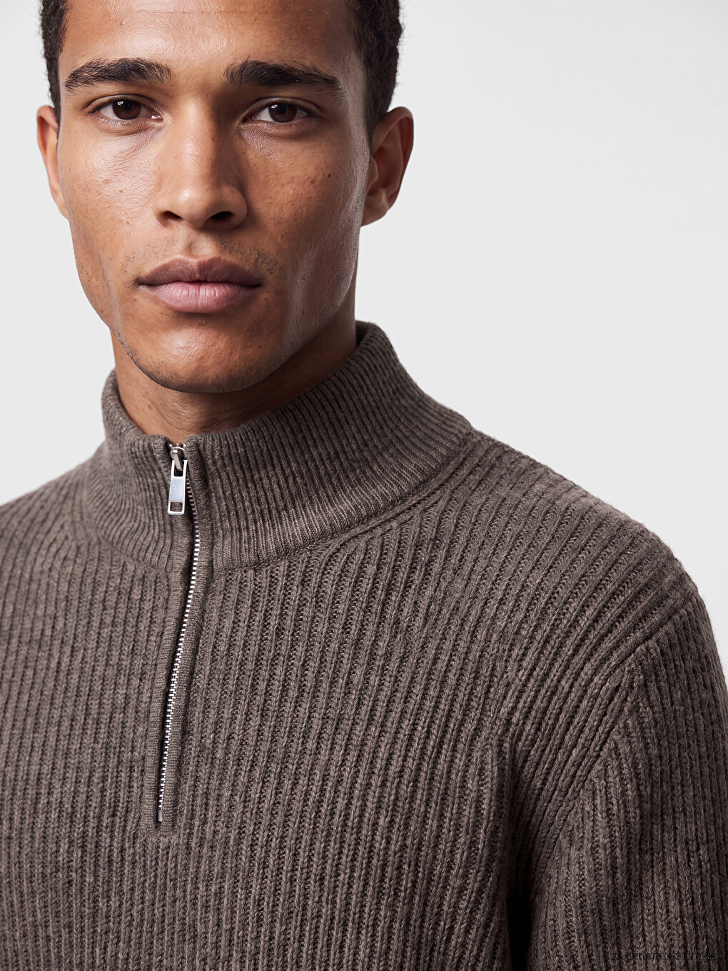 Half Zippered Men's Knitwear Sweater-2