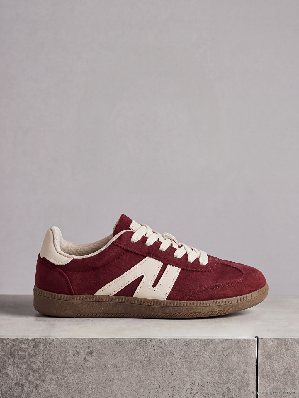Woman Bordeaux Sneakers