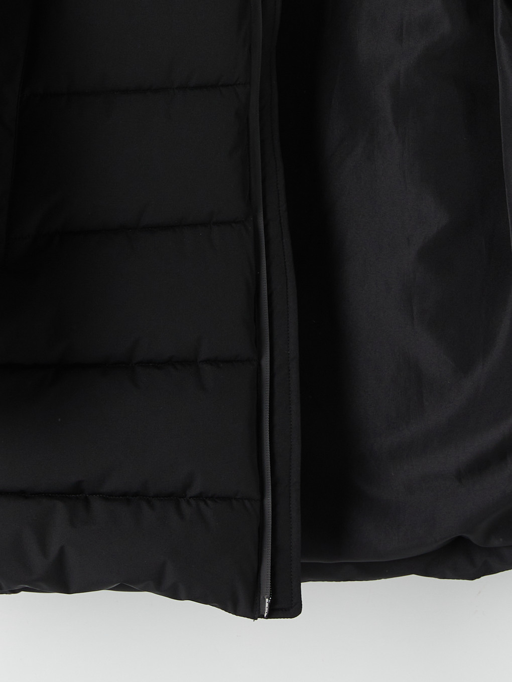 Siyah Regular Fit Kapüşonlu Erkek Mont-6