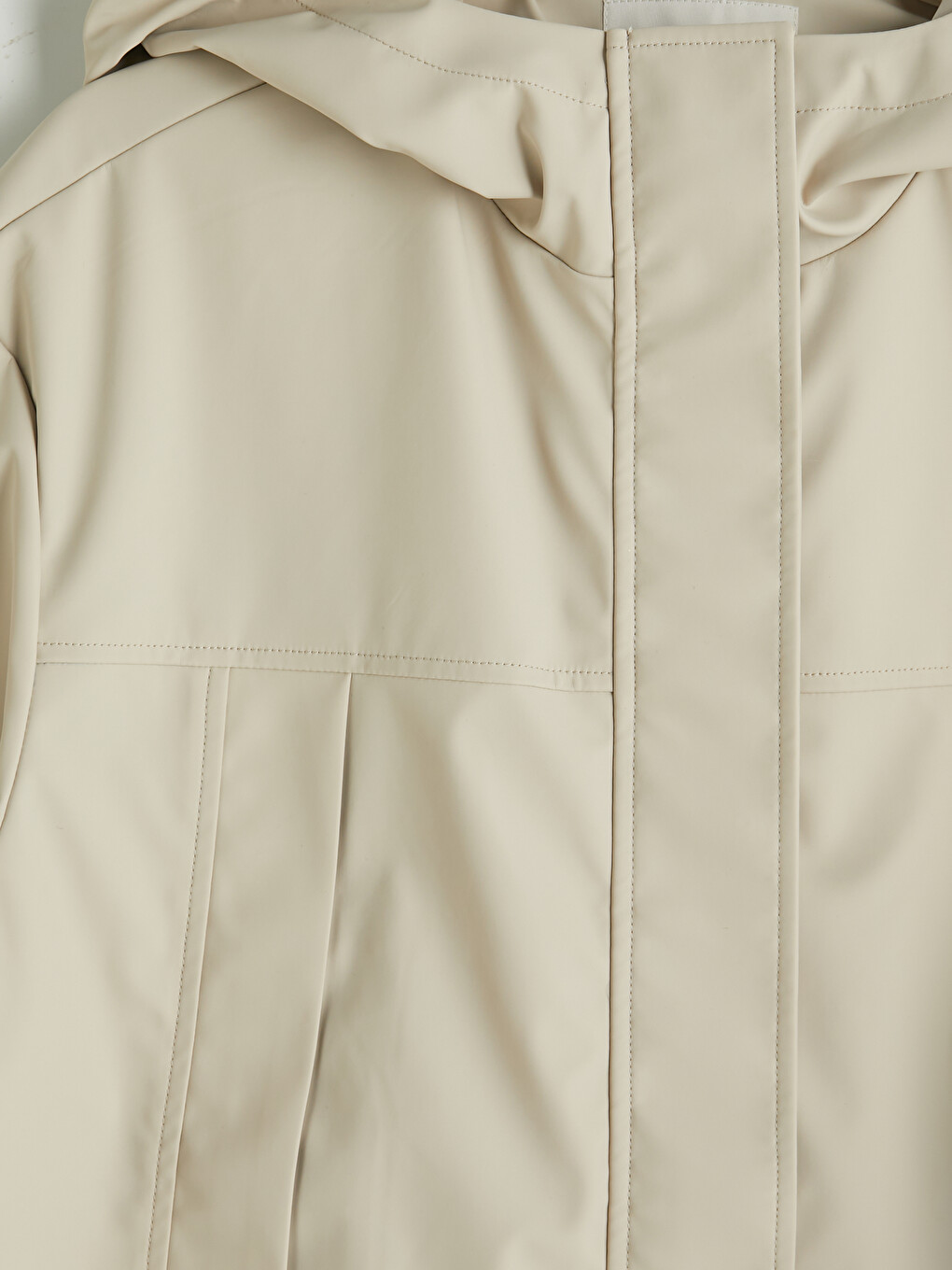 Bej Kapüşonlu Oversize Kadın Yağmurluk-7