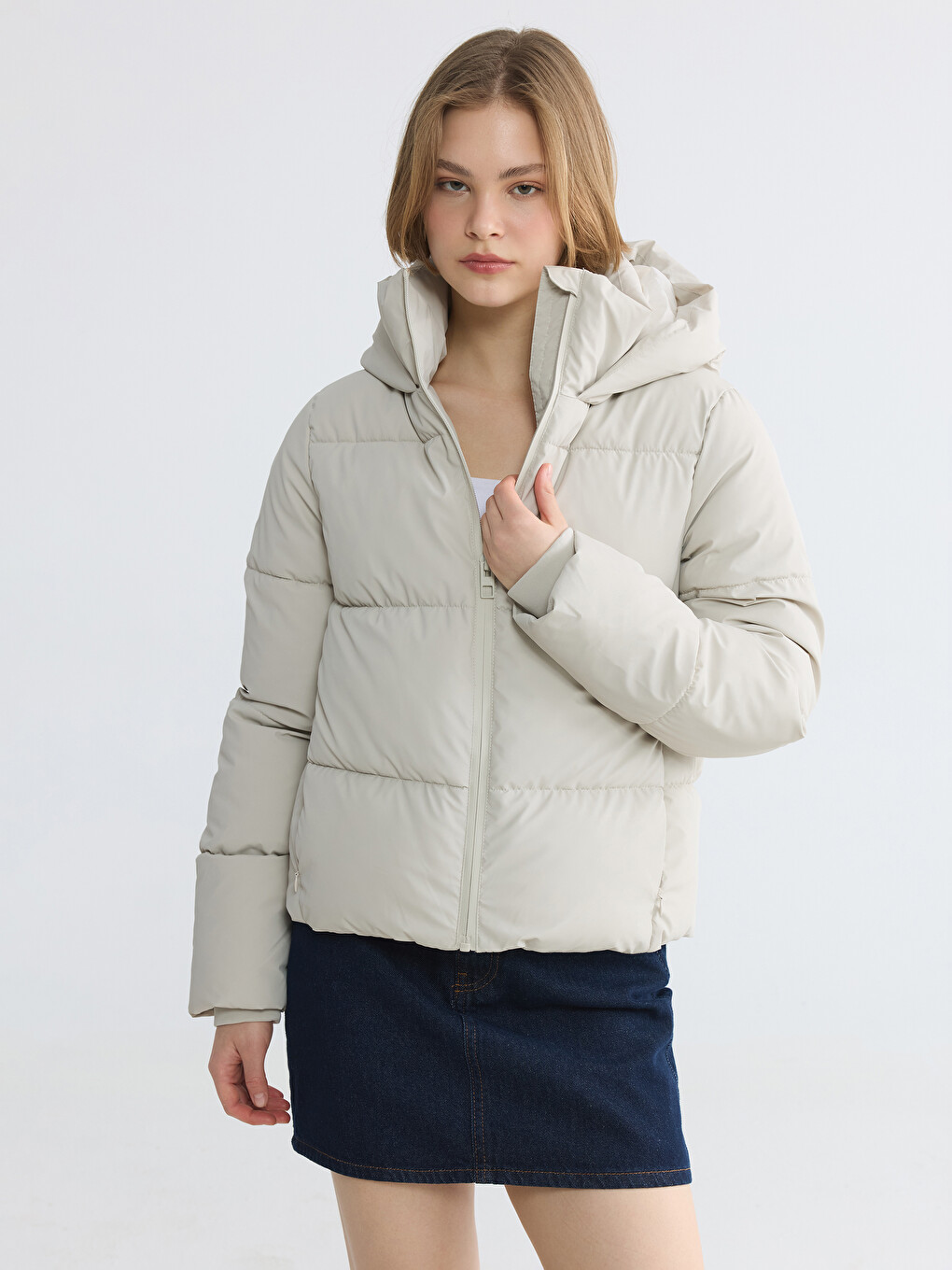Hooded Women's Puffer Coat