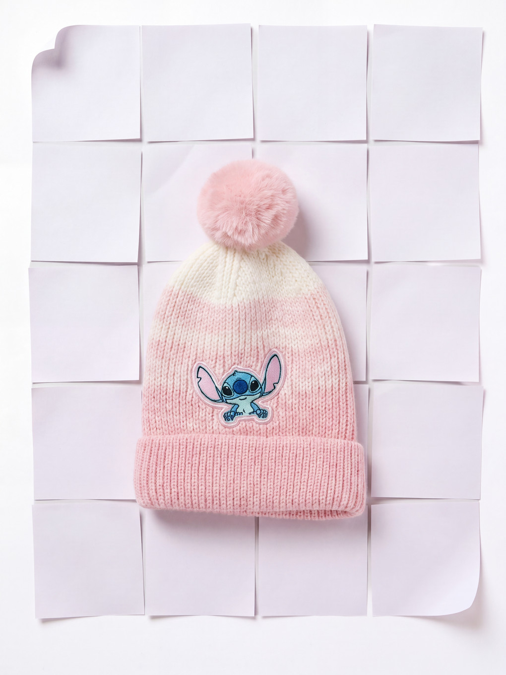 Stitch მოქარგული გოგონას ბინი