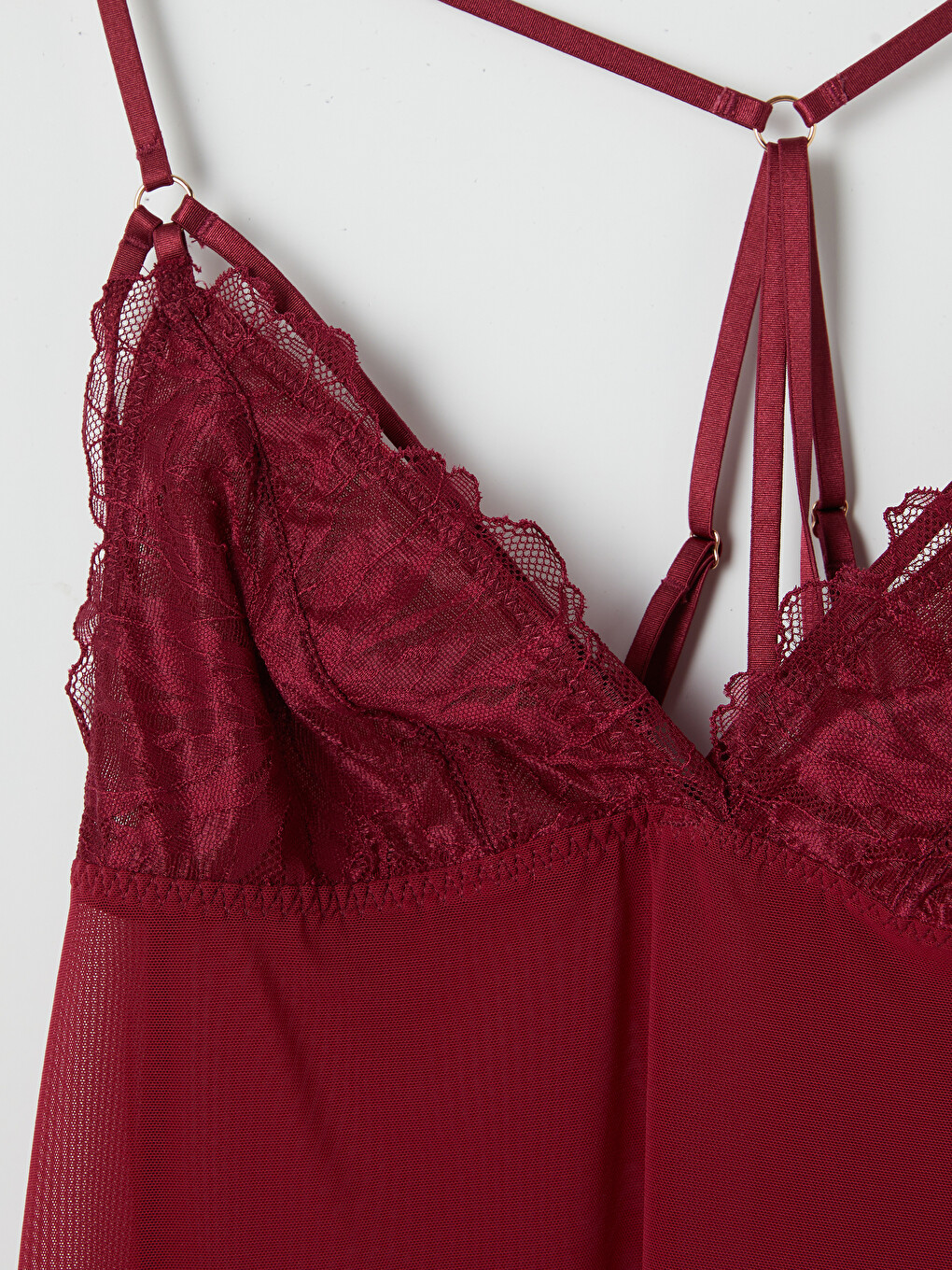 Bordo V Yaka İp Askılı Dantel Detaylı Babydoll-2