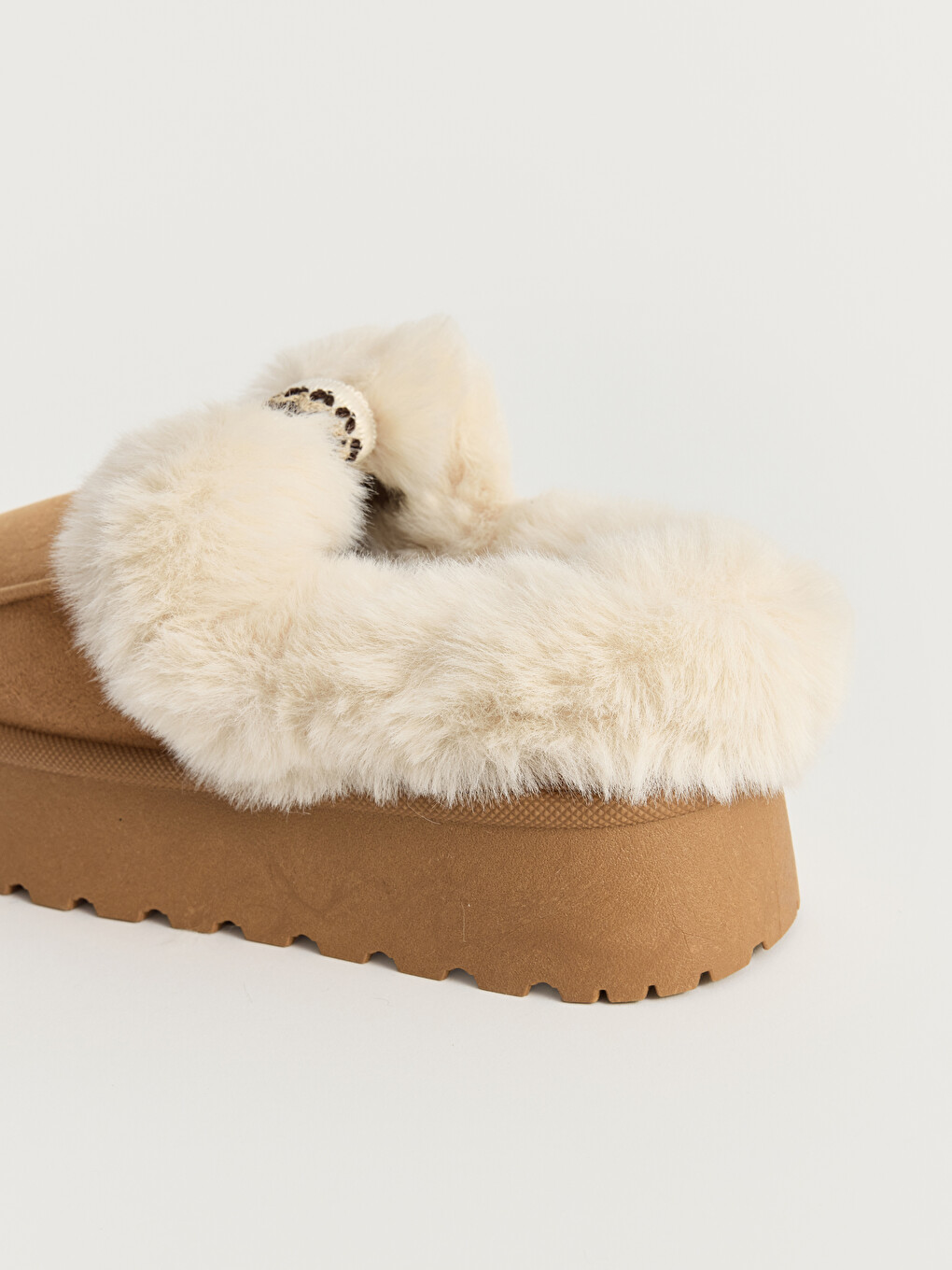 Suede Look Fur-lined Women's Slipper-1