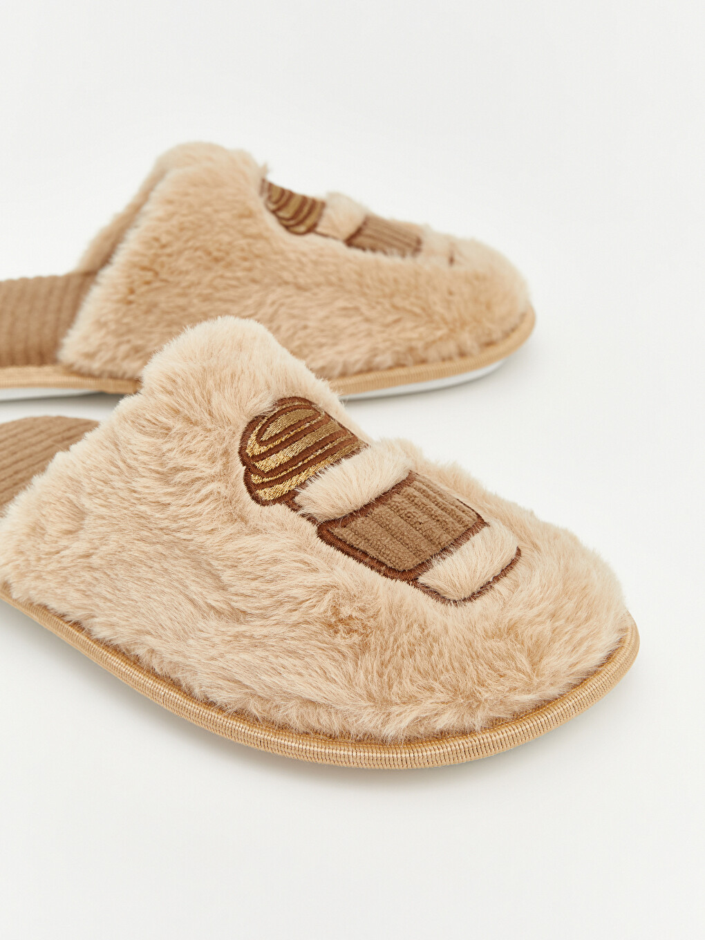 Embroidered Women's Slipper-6