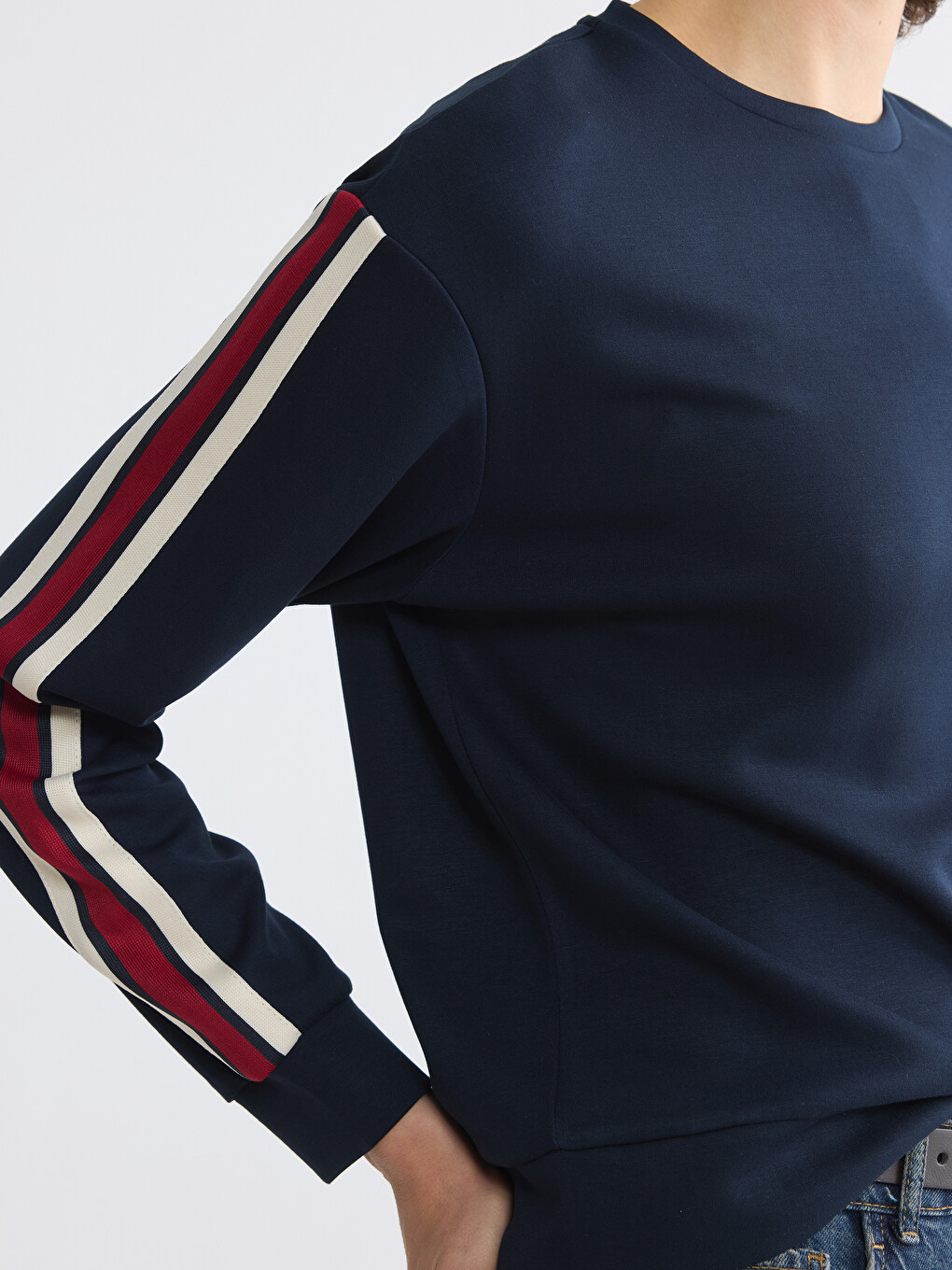 Şerit Detaylı Soft Touch Kadın Sweatshirt-2
