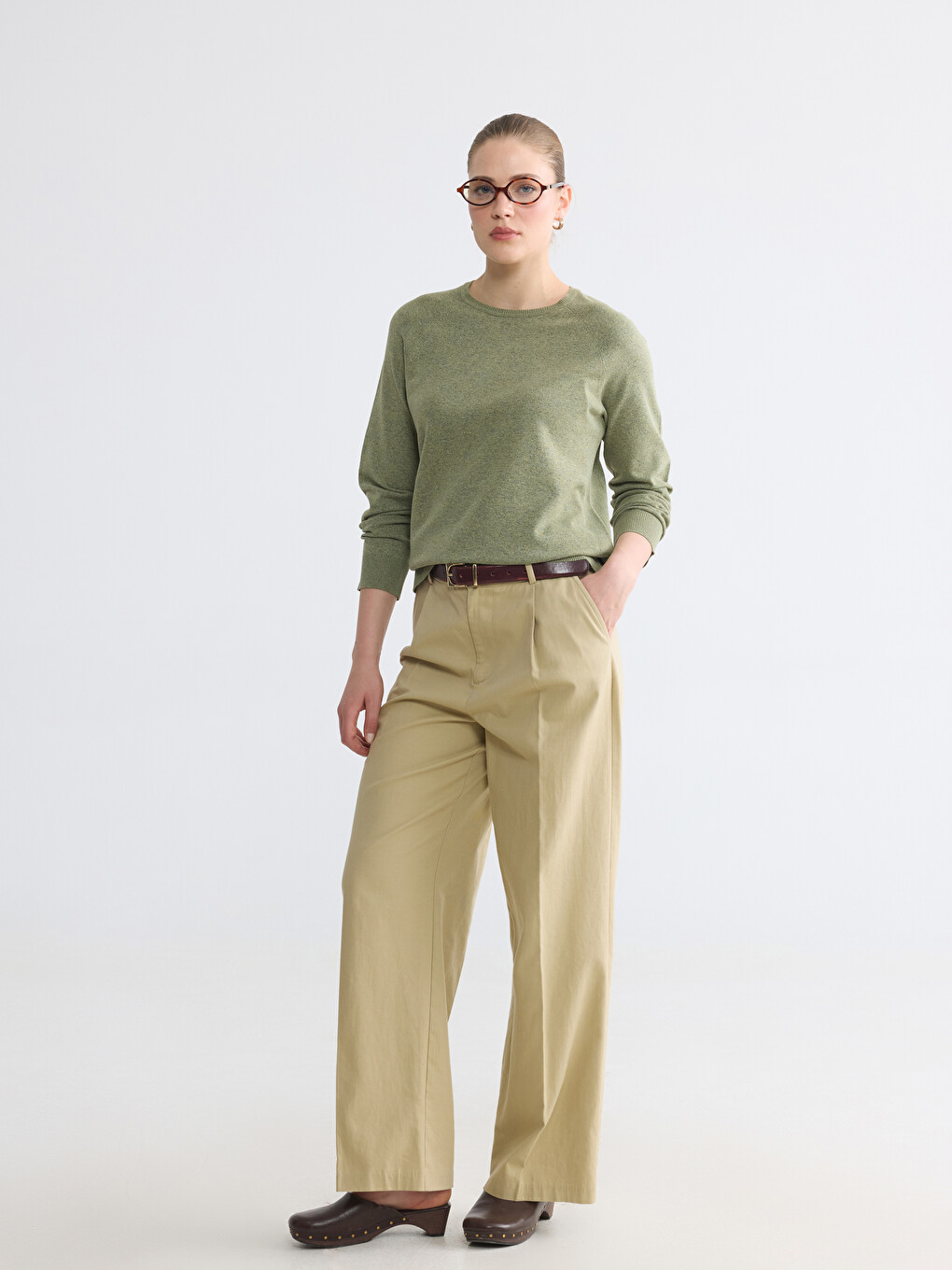 Crew Neck Women's Knitwear Sweater-1