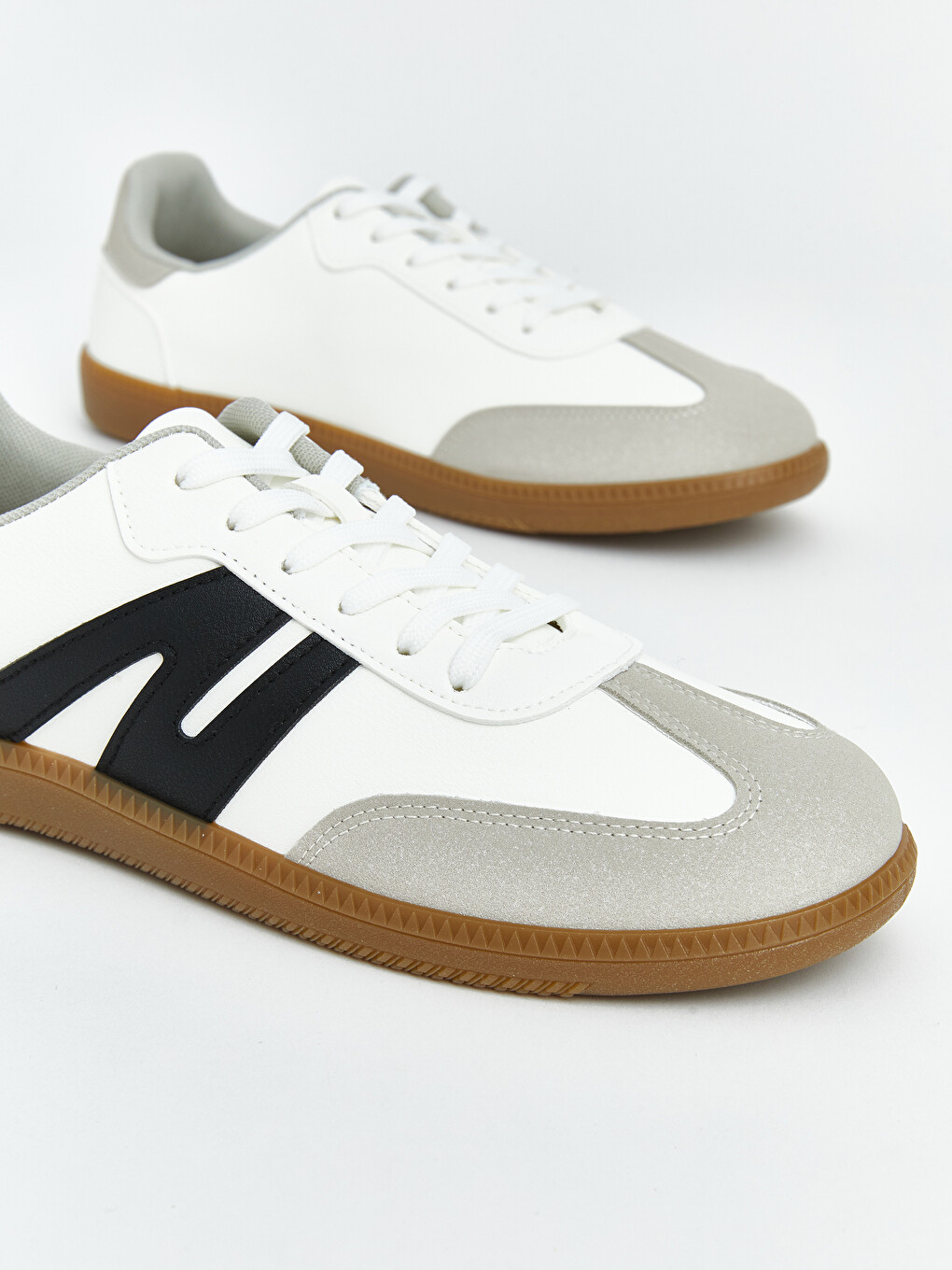 Faux Leather Men's Sneakers-2