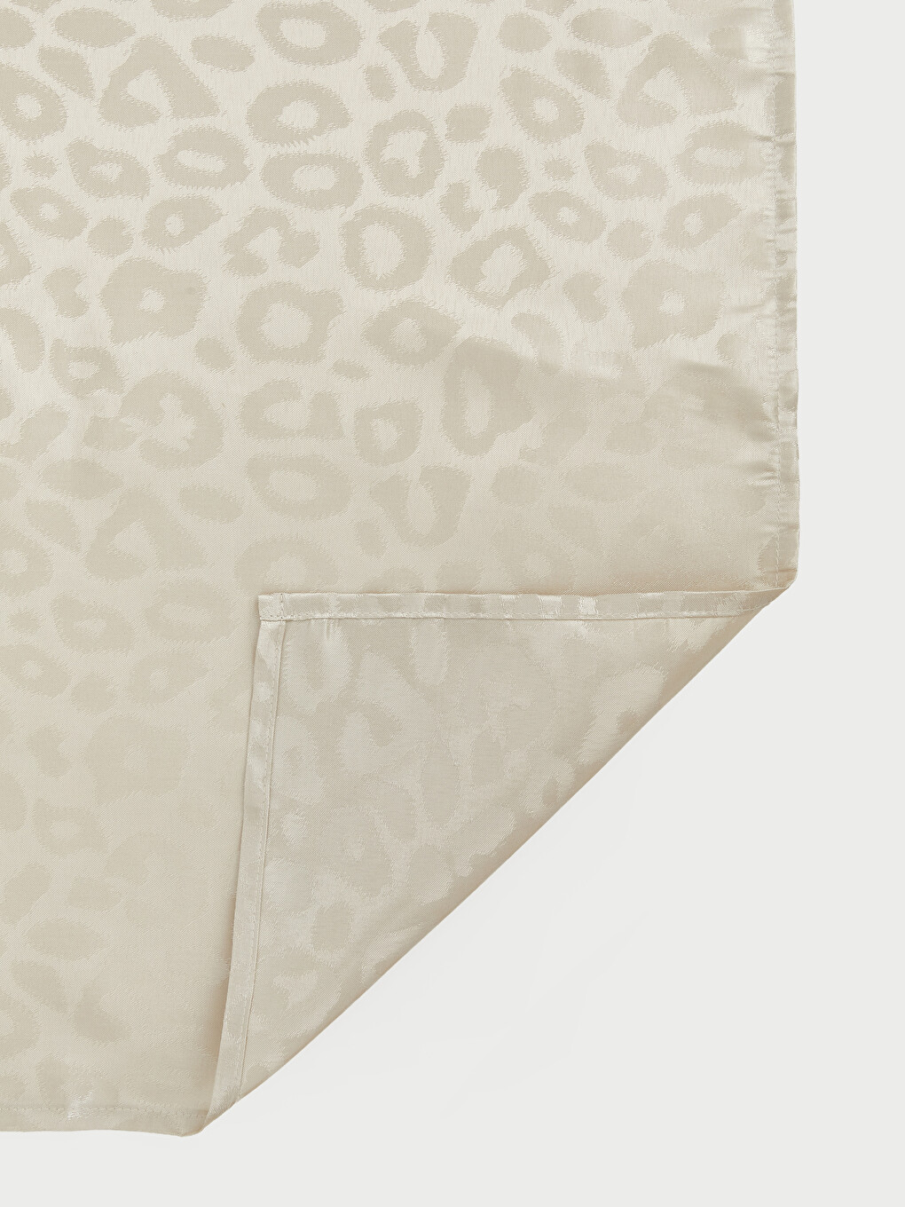 Leopard Print Tablecloth 140x180 Cm-2