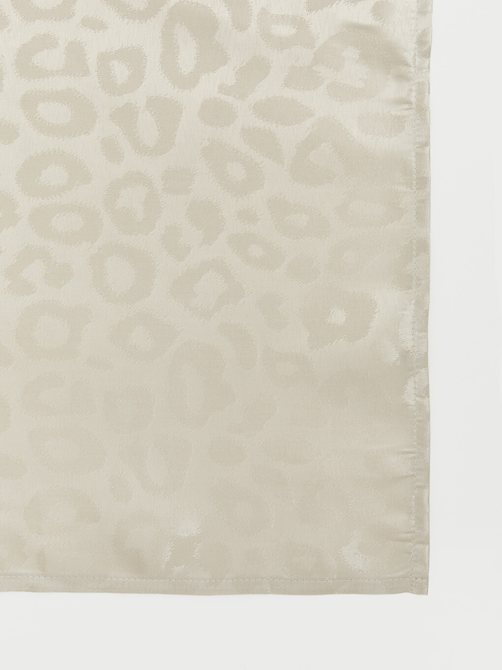 Leopard Print Tablecloth 140x180 Cm-3