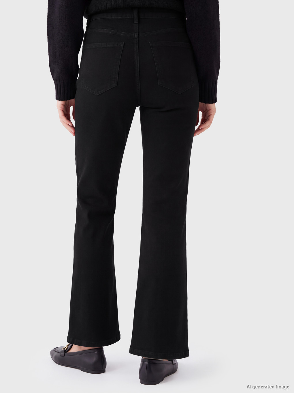 Siyah Cepli Flare Jean-3