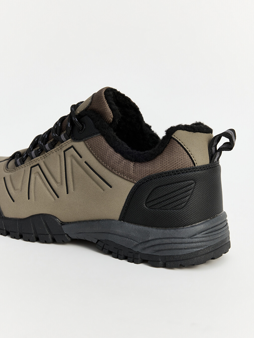 Laced Men's Trekking Boot-1