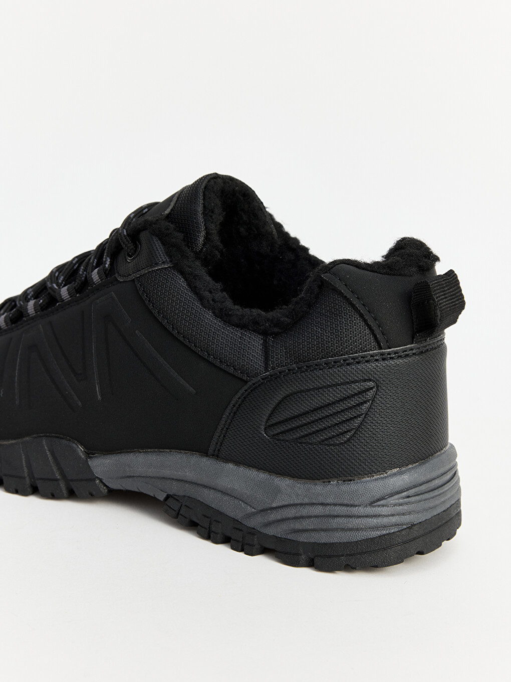 Laced Men's Trekking Boot-1