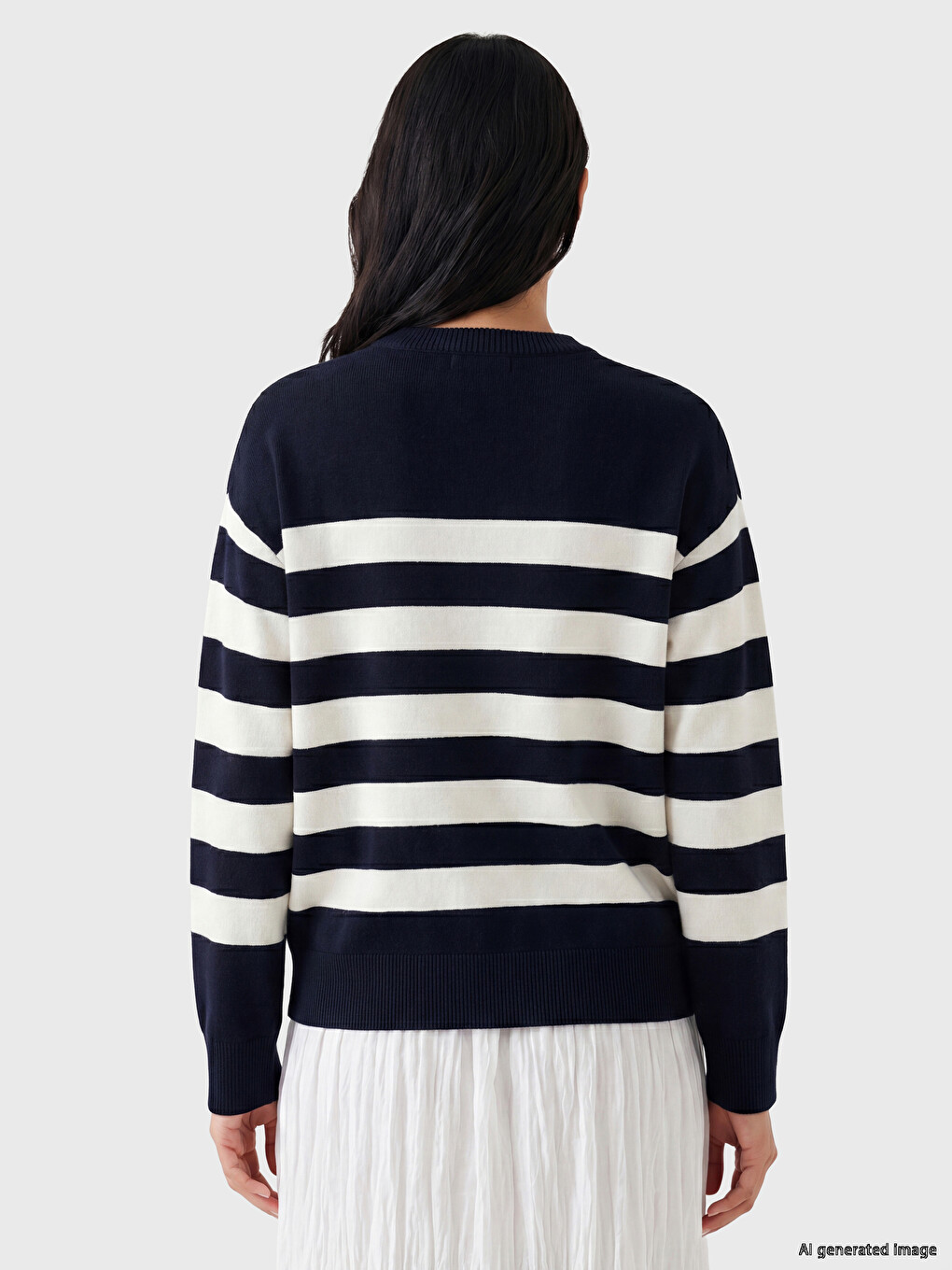 Crew Neck Striped Women's Knitwear Sweater-3