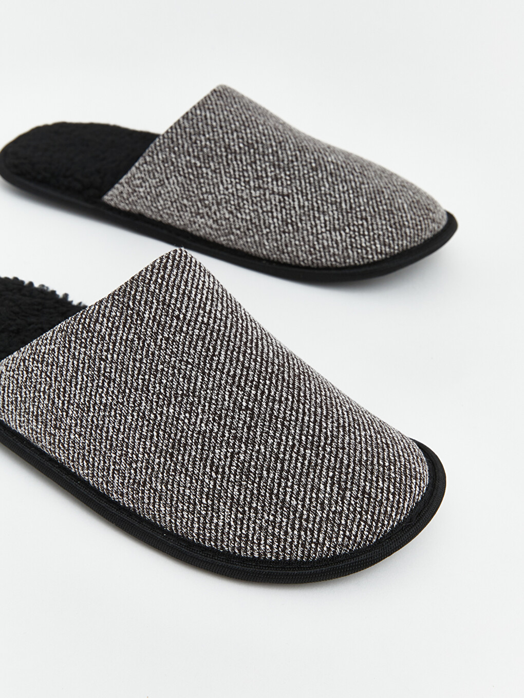 Man Black Home Slippers-2