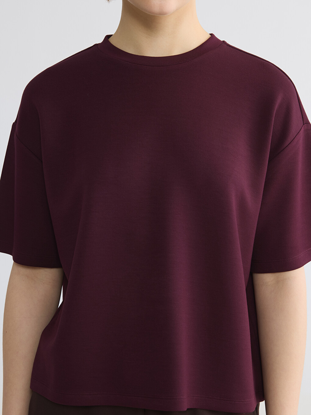 Woman Plum T-shirt-2