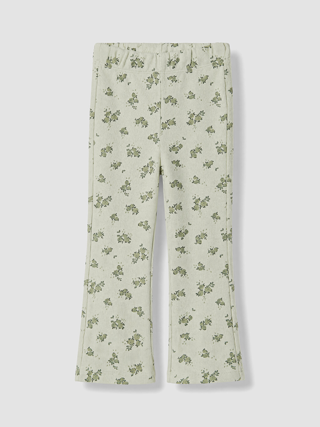 Vajzë Jeshil Leggins