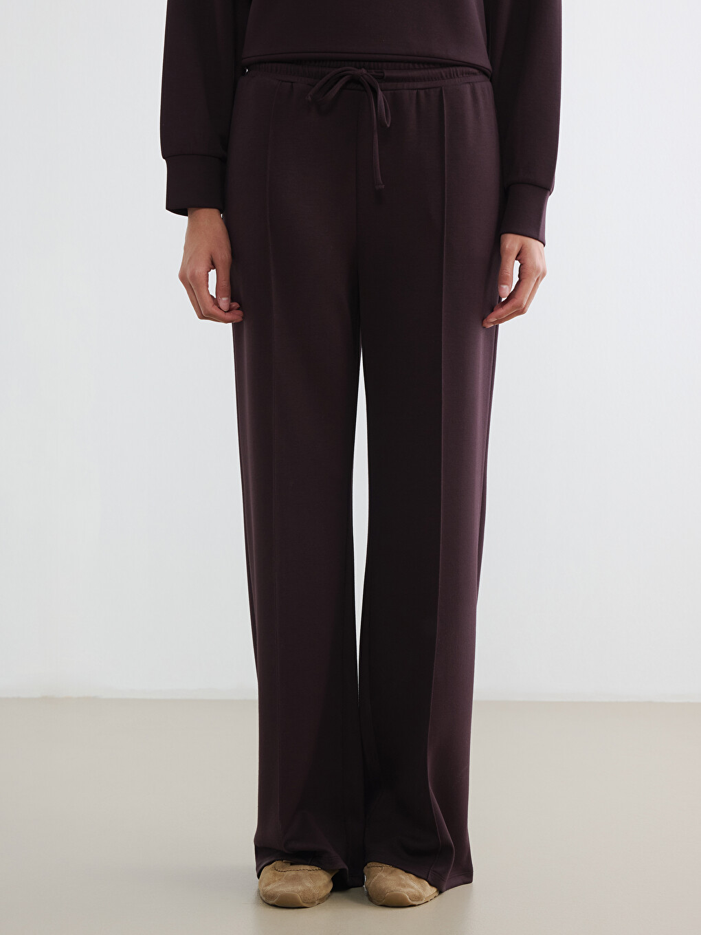 Elastic Waist Soft Touch Women's Sweatpants-1