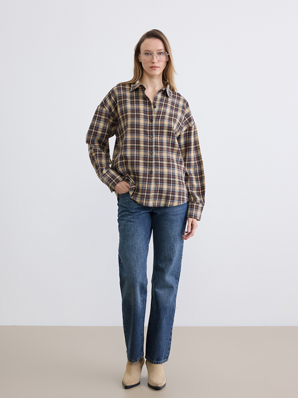 Plaid Oversize Women's Flannel Shirt-1