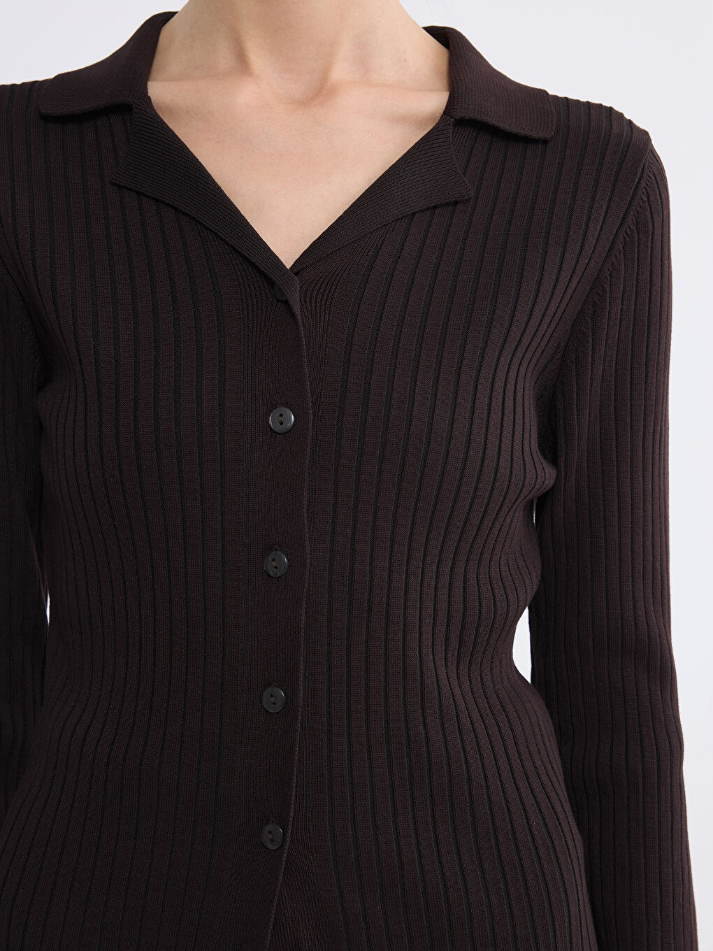 Kahverengi Polo Yaka Kadın Triko Hırka-2