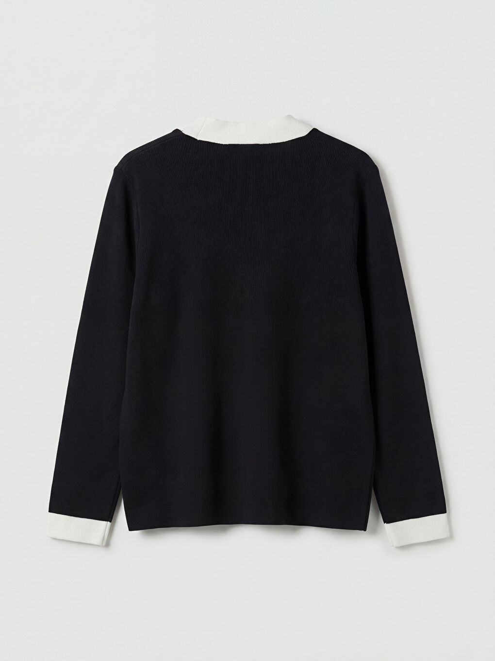 Siyah V Yaka Kadın Triko Hırka-5