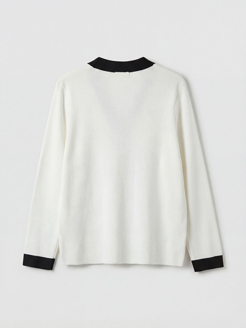 Beyaz V Yaka Kadın Triko Hırka-5