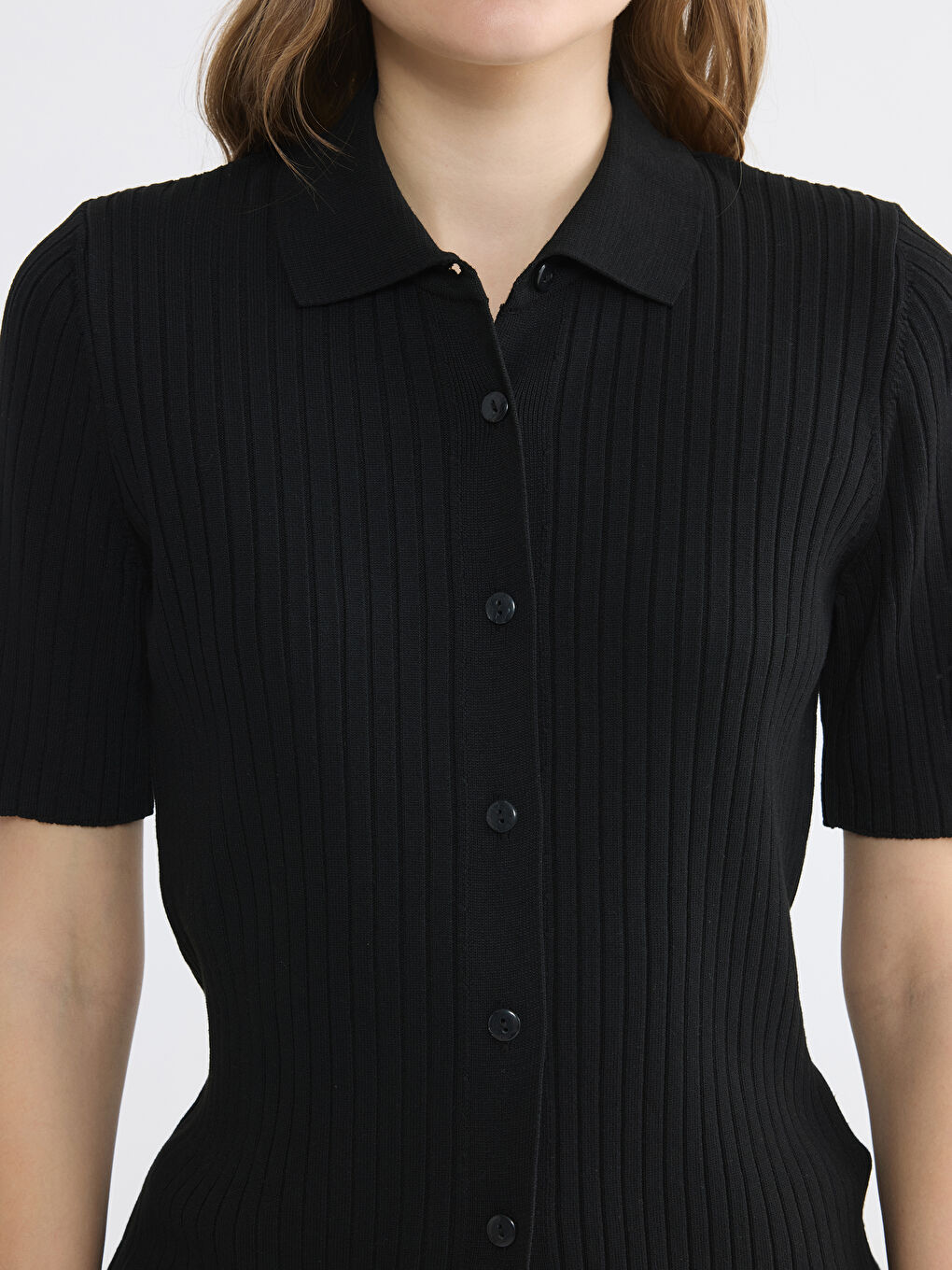 Siyah Polo Yaka Kadın Triko Hırka-2