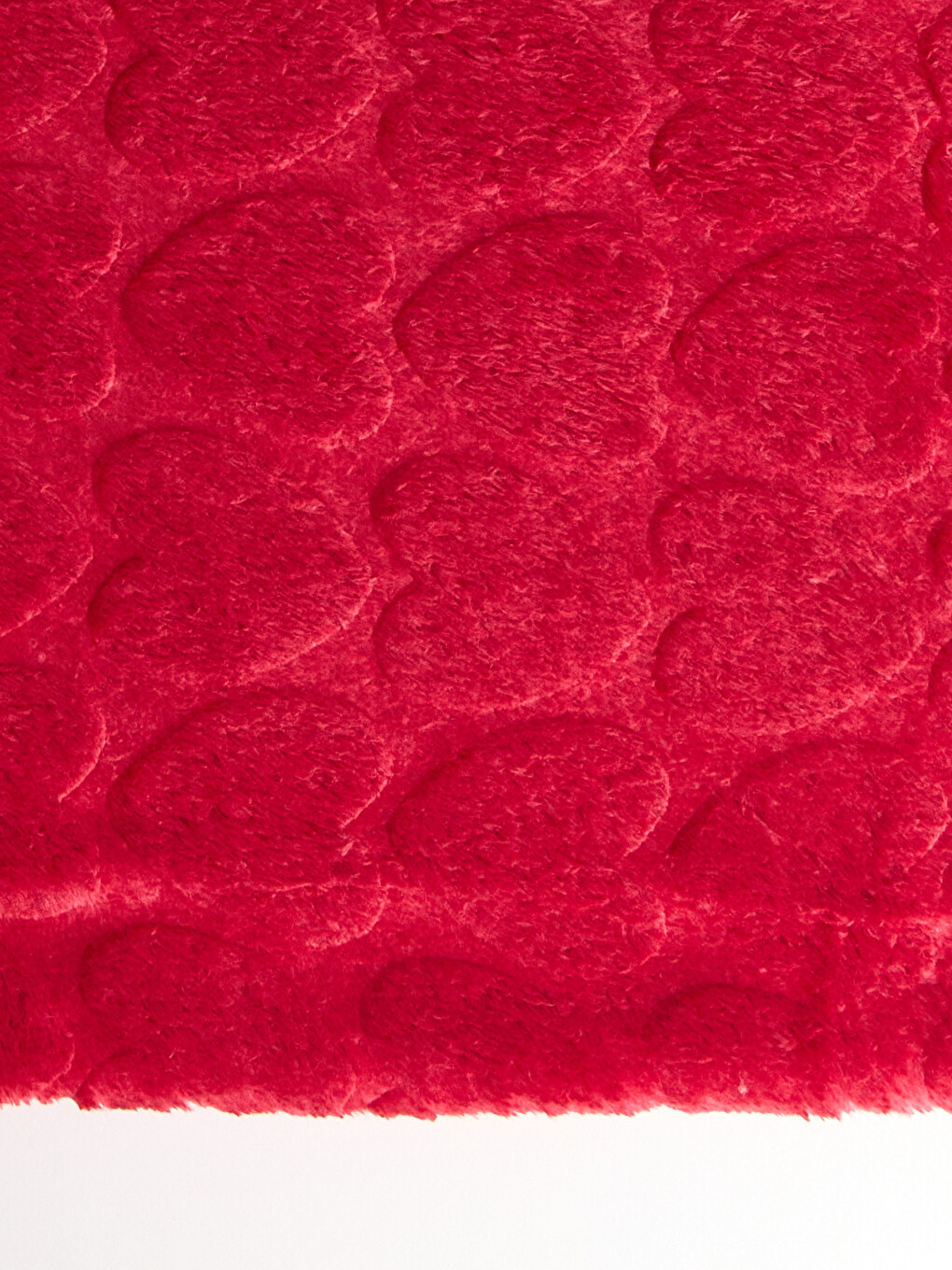 Kırmızı Kalp Desenli Pelüş Battaniye 150x220 Cm-3
