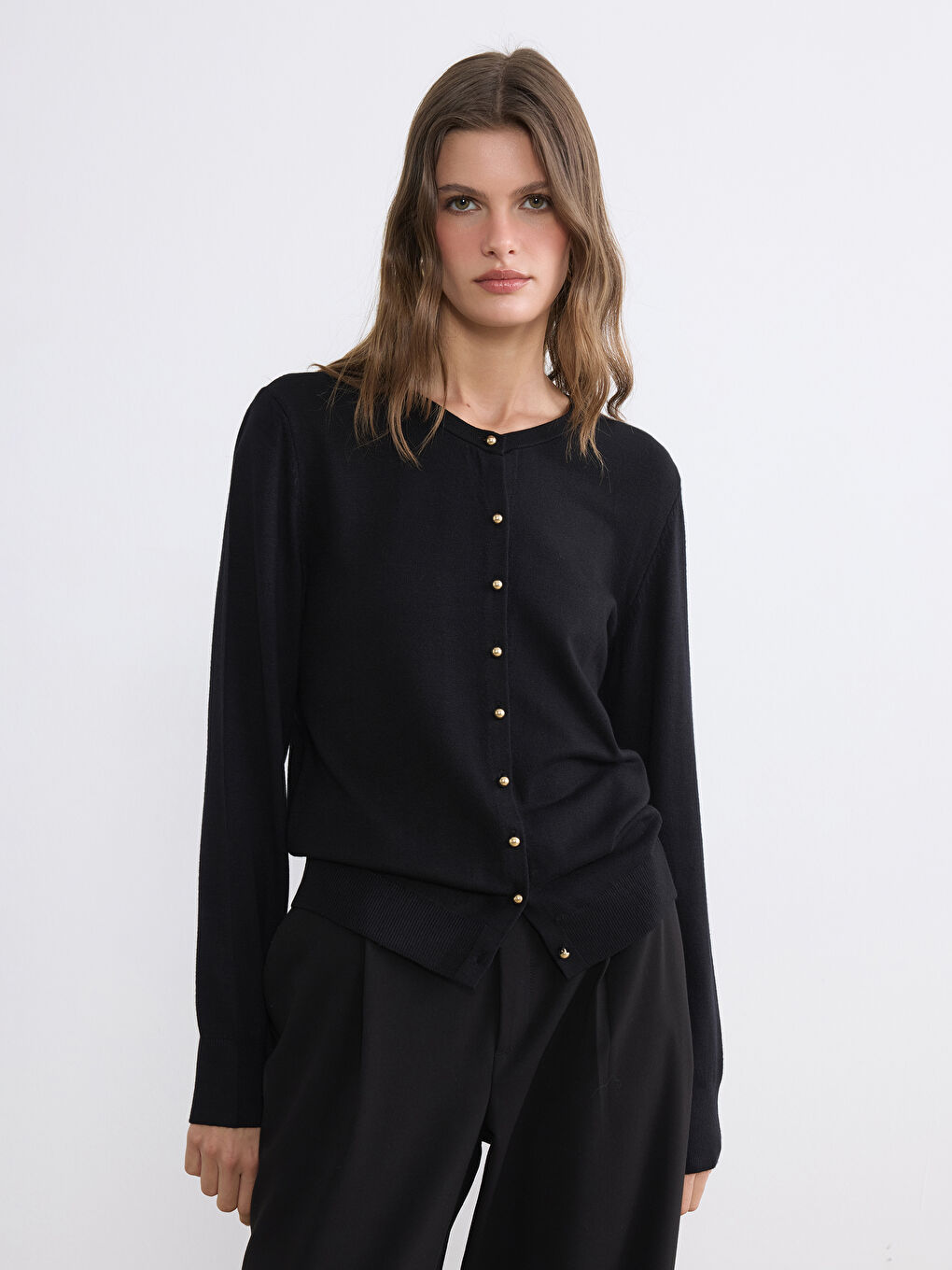 Siyah Bisiklet Yaka Kadın Triko Hırka