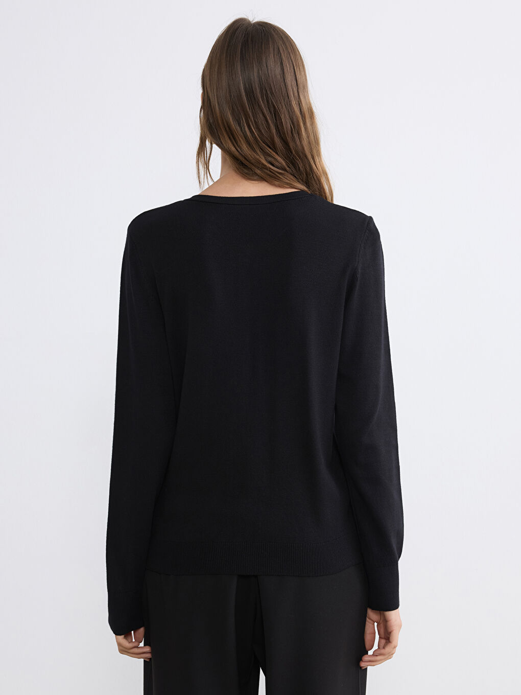 Siyah Bisiklet Yaka Kadın Triko Hırka-3