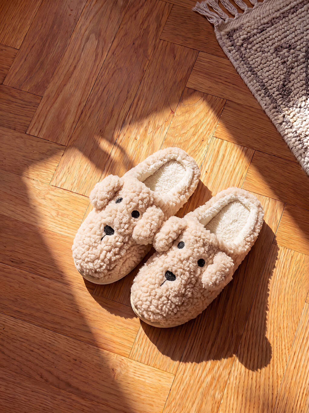 Animal Figured Plush Home Slipper