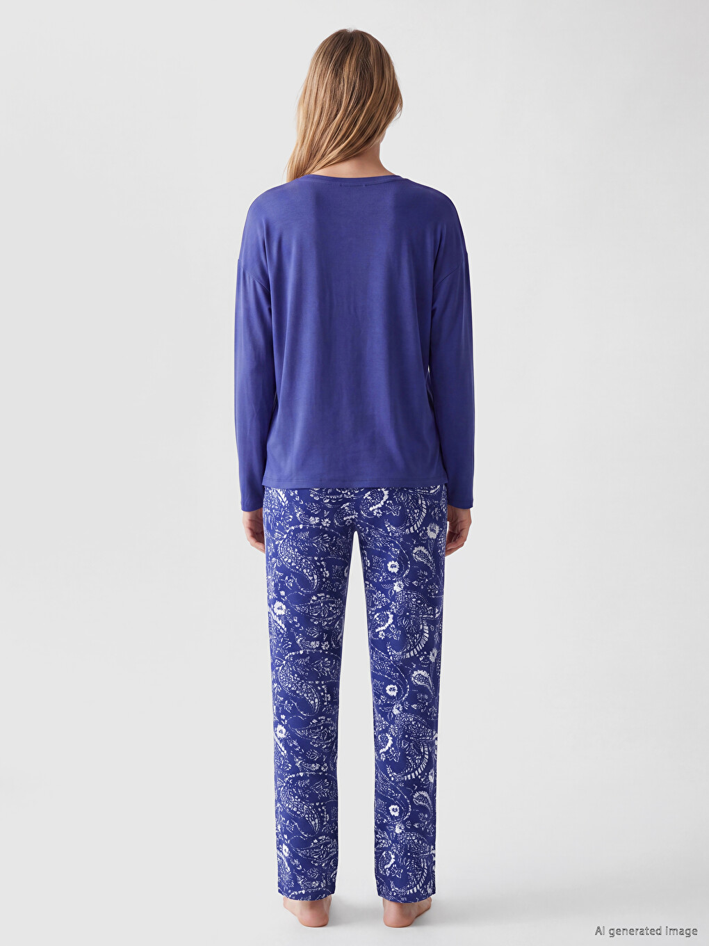 Crew Neck Printed Women's Pyjamas Set-3