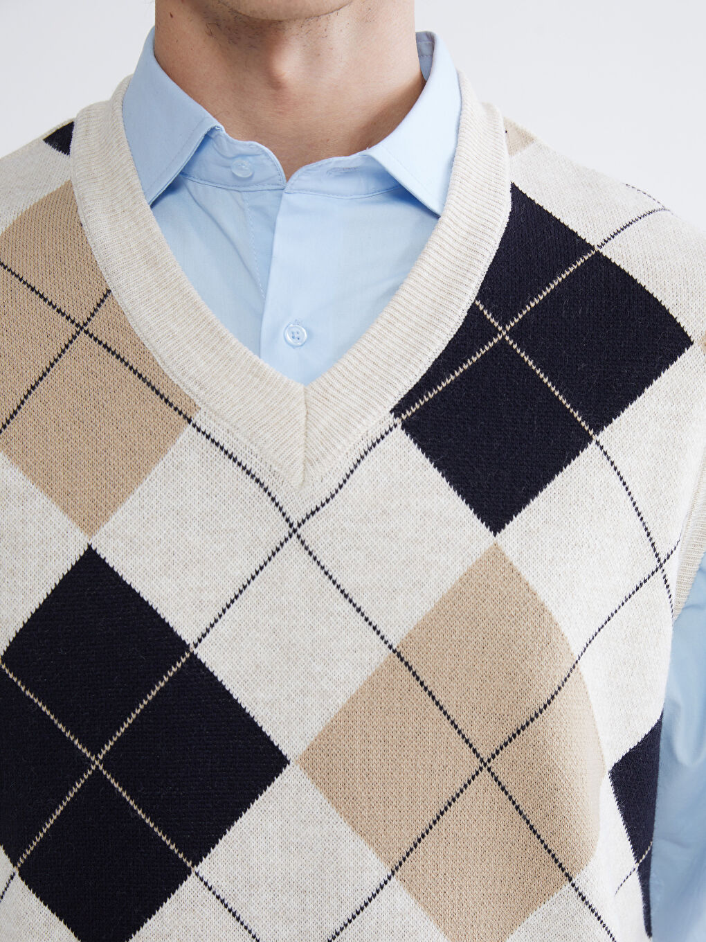 Bej V Yaka Baklava Desenli Erkek Triko Süveter-2