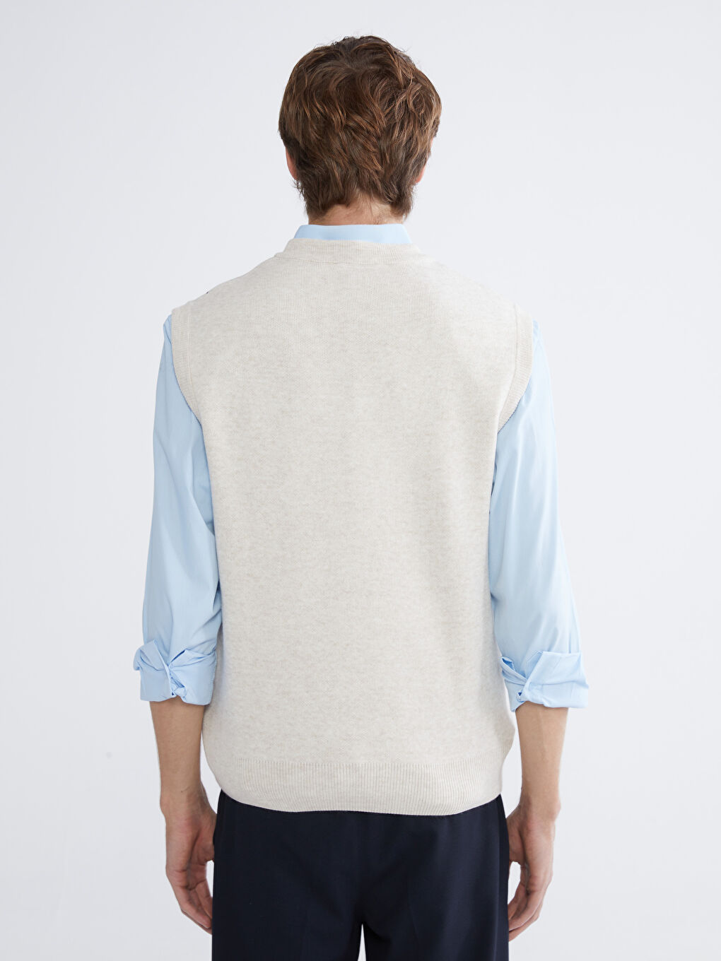 Bej V Yaka Baklava Desenli Erkek Triko Süveter-3